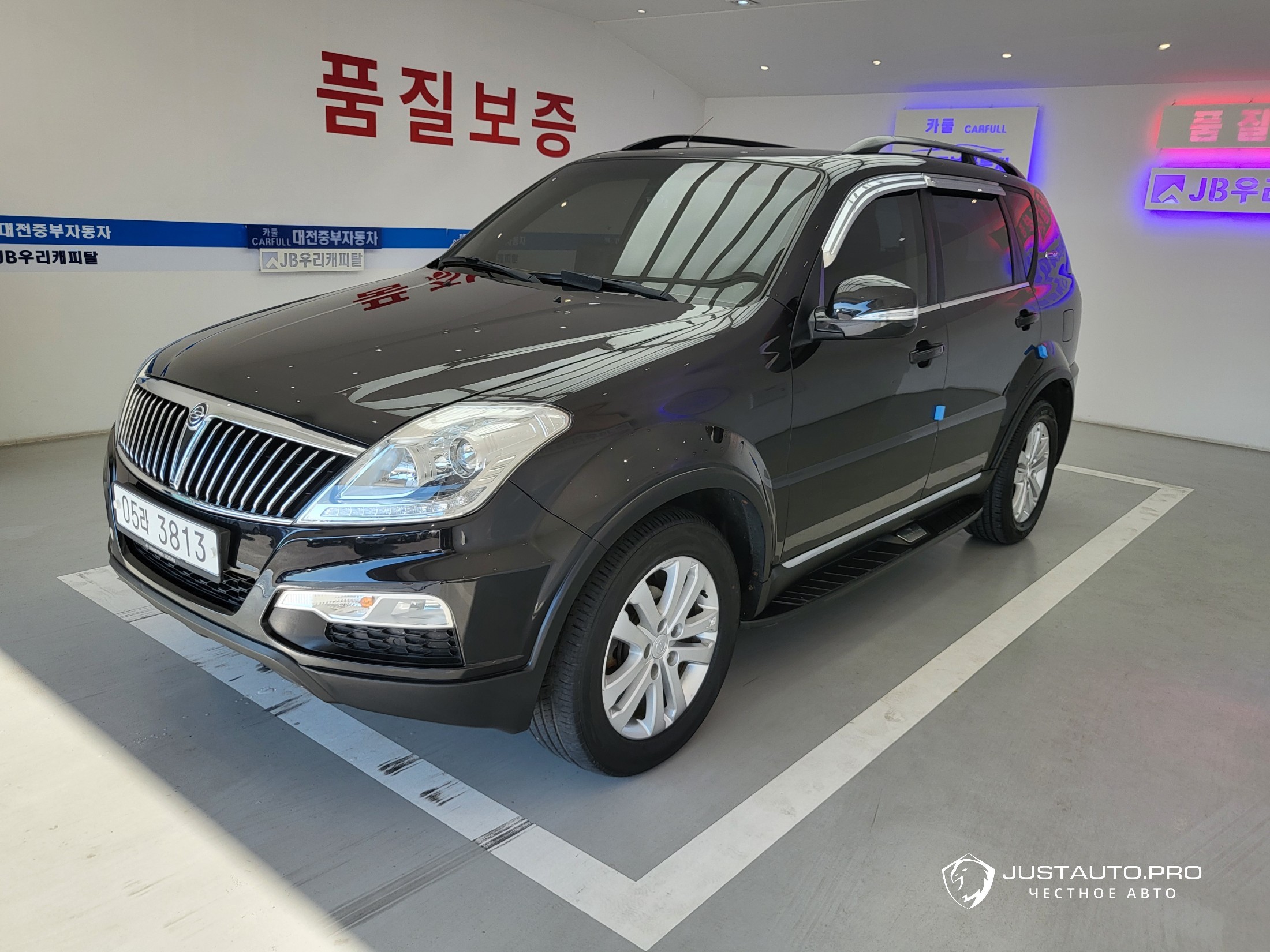Автомобиль KG_Mobility_Ssangyong Rexton