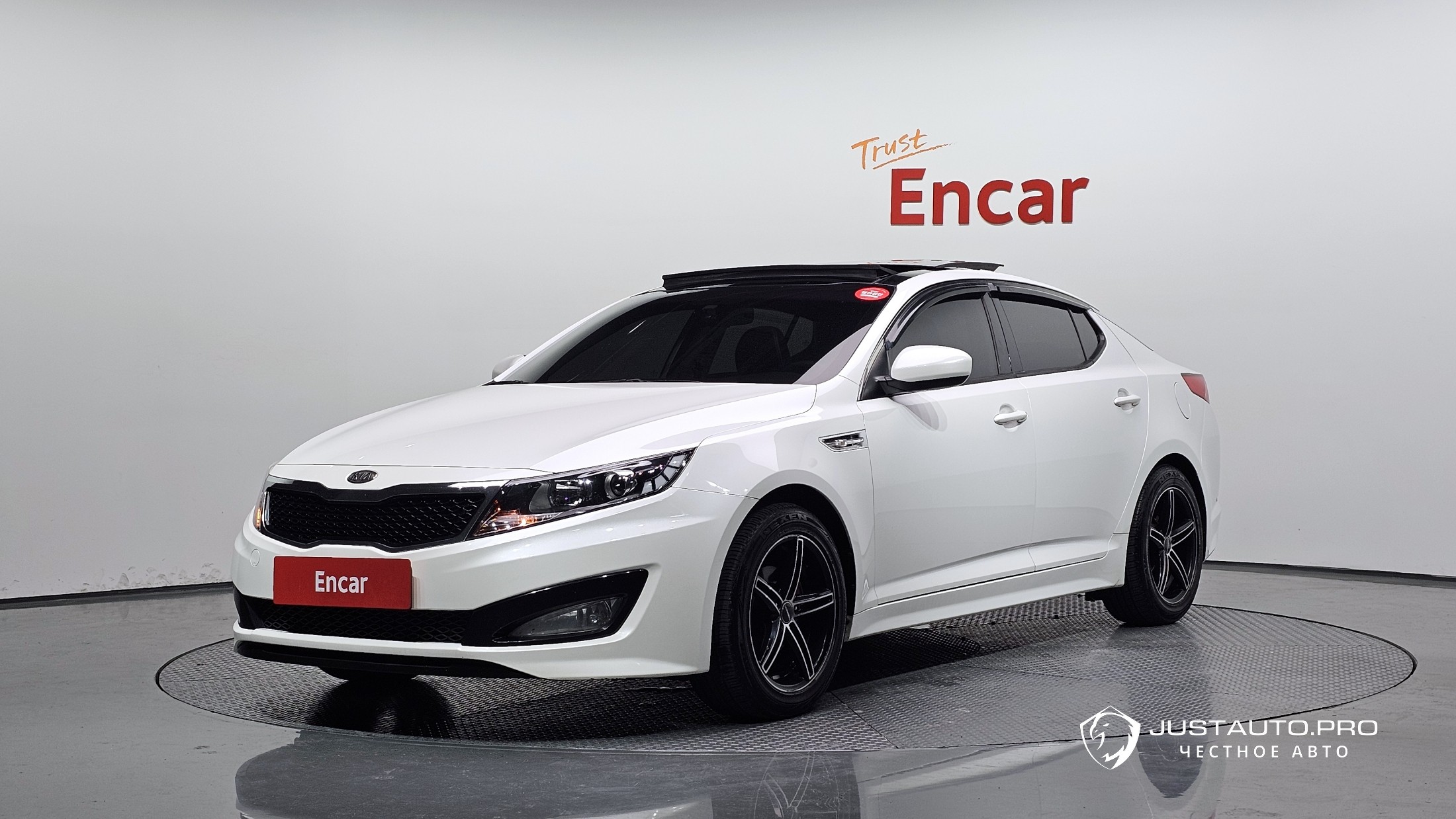 Автомобиль Kia K5