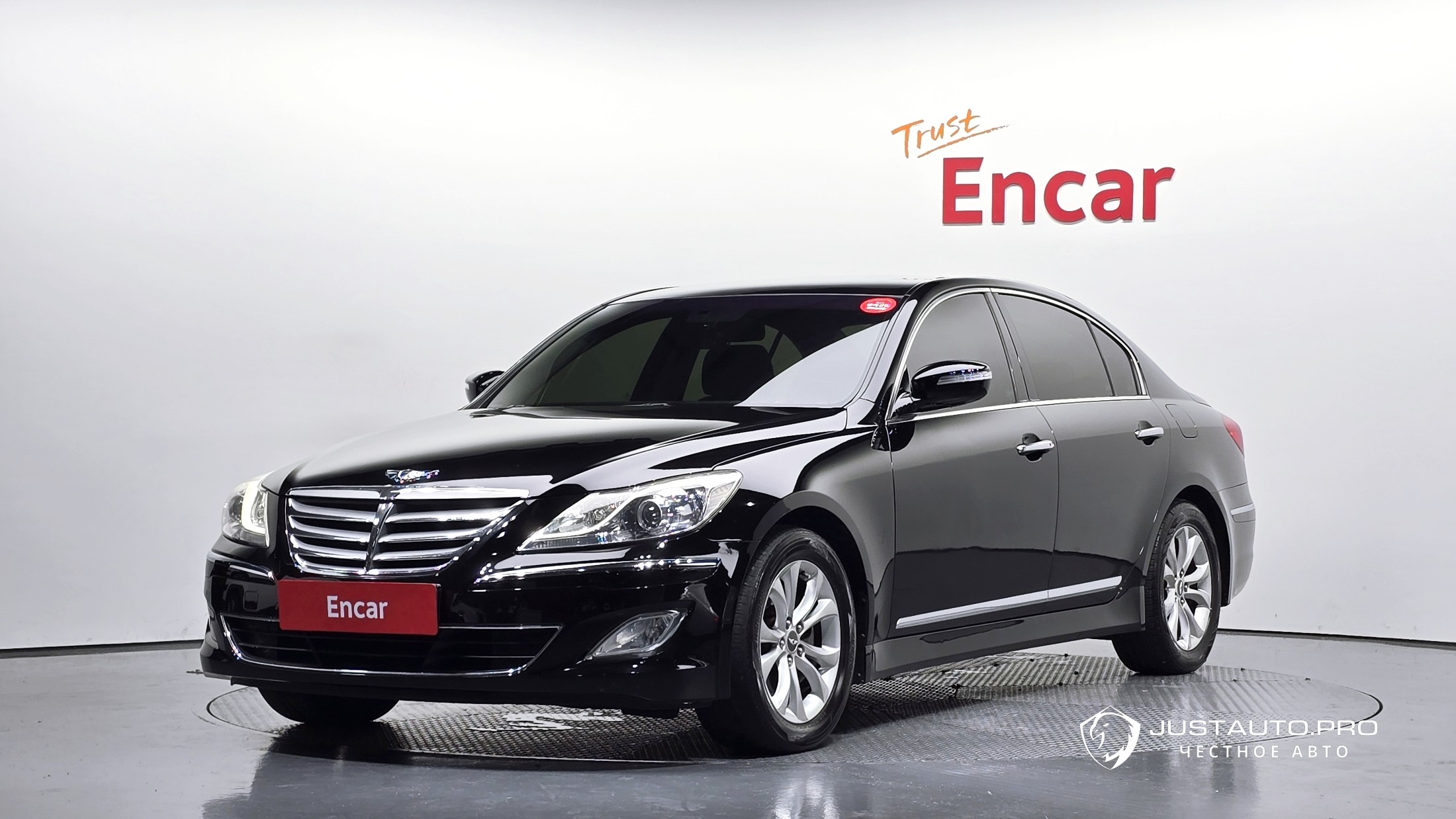 Автомобиль Hyundai Genesis