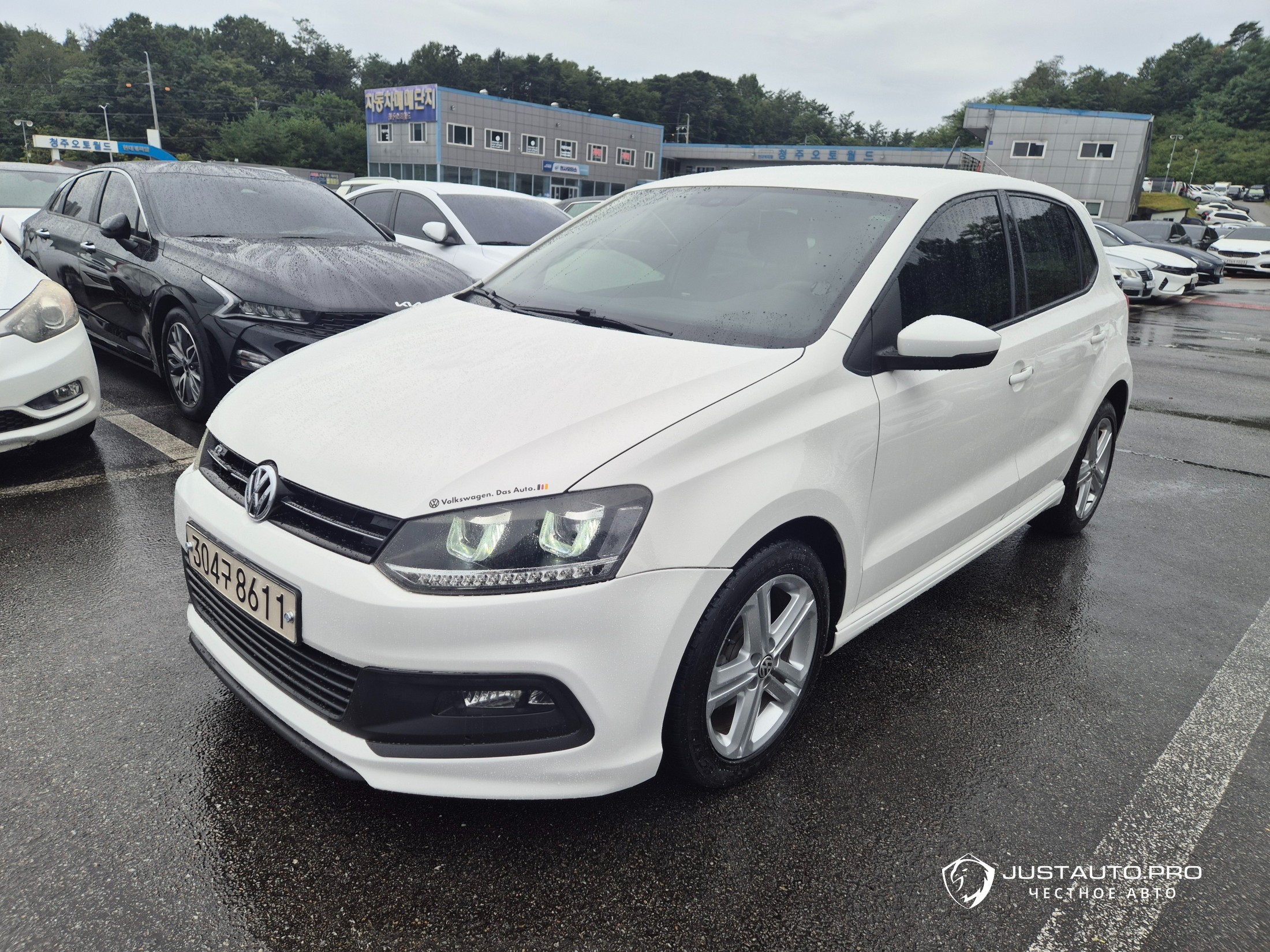Автомобиль Volkswagen Polo