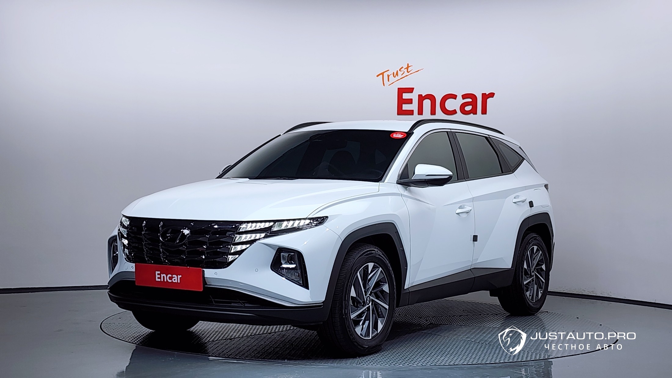 Автомобиль Hyundai Tucson