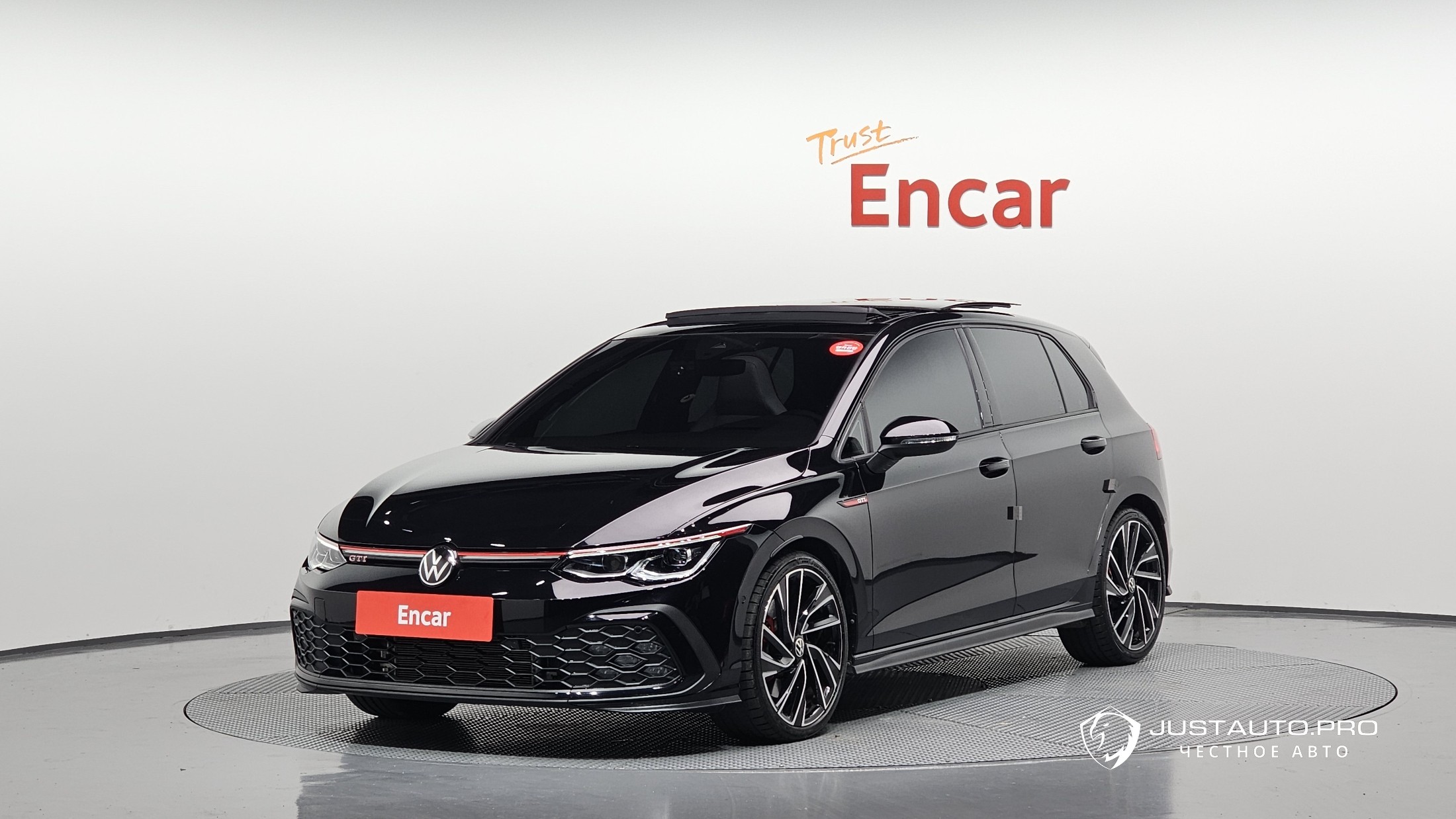 Автомобиль Volkswagen Golf