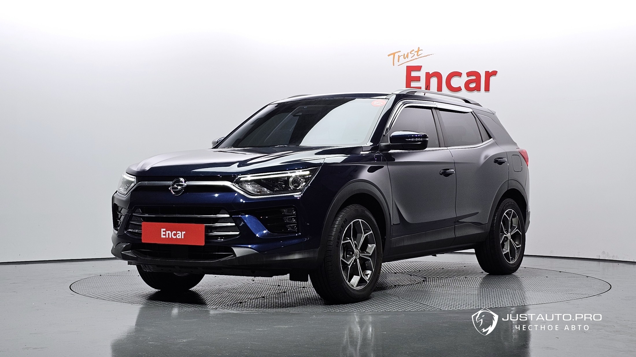 Автомобиль KG_Mobility_Ssangyong KORANDO