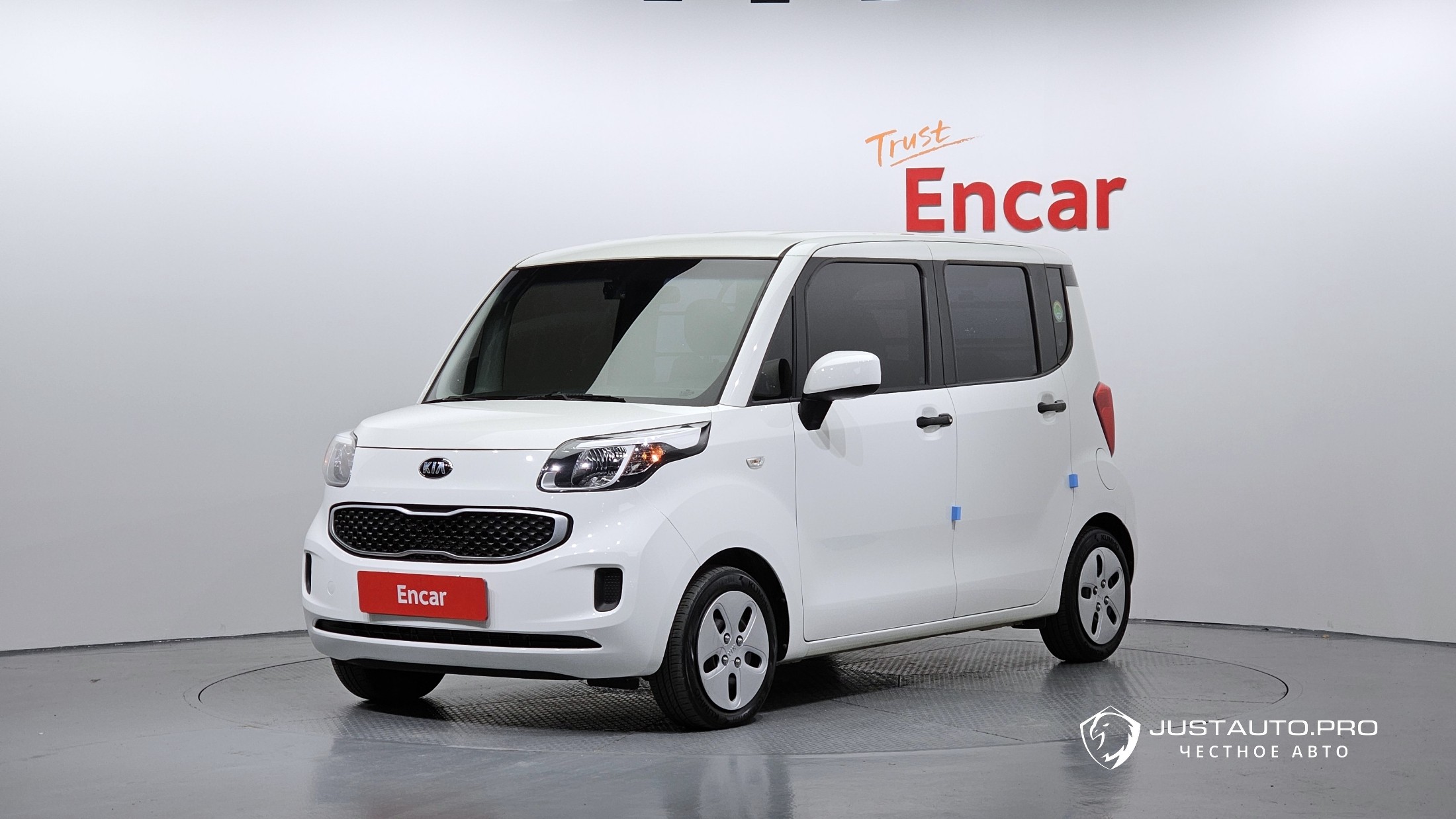 Автомобиль Kia RAY