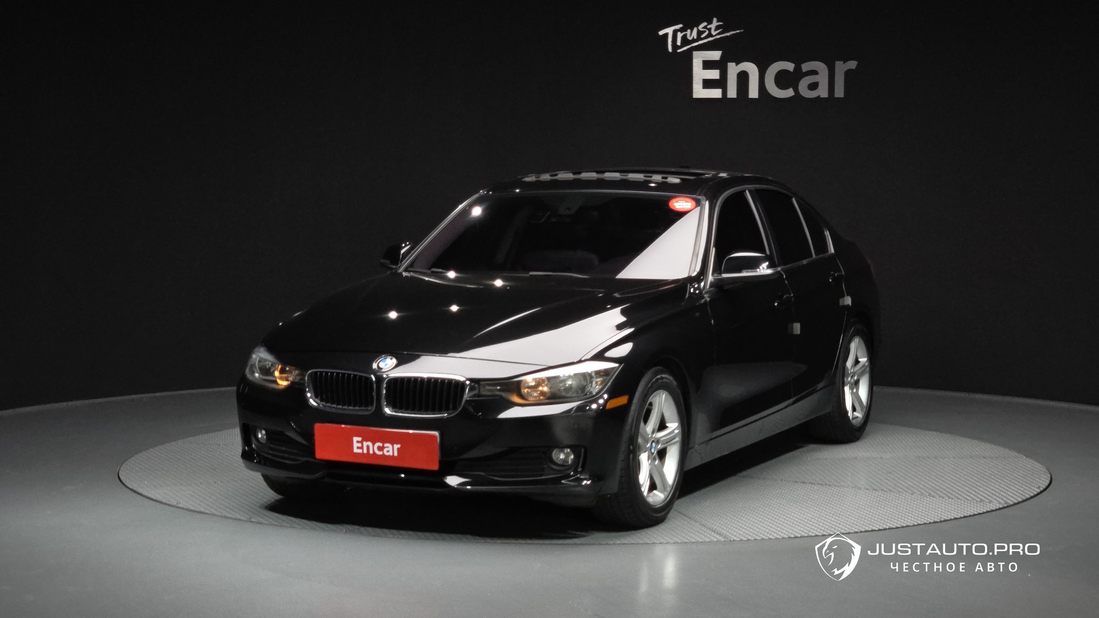 Автомобиль BMW 3-Series