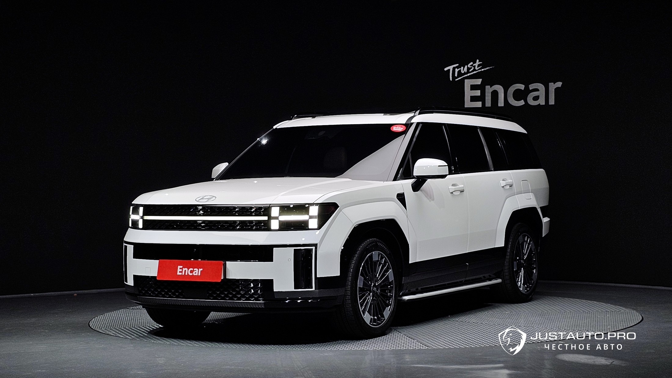 Автомобиль Hyundai Santafe