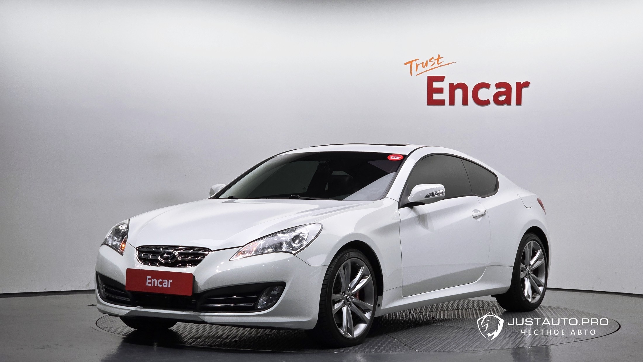 Автомобиль Hyundai Genesis