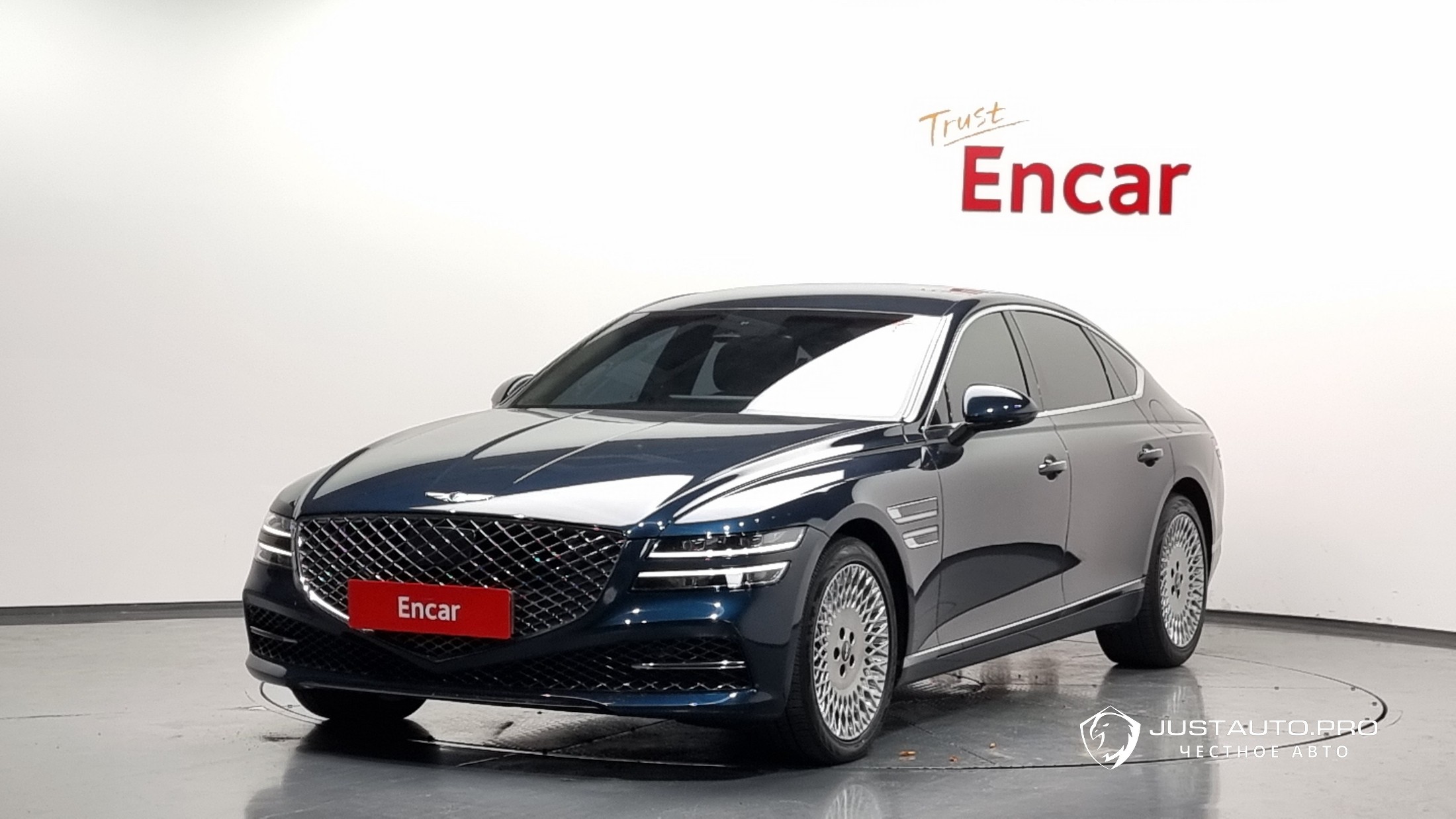 Автомобиль Genesis G80