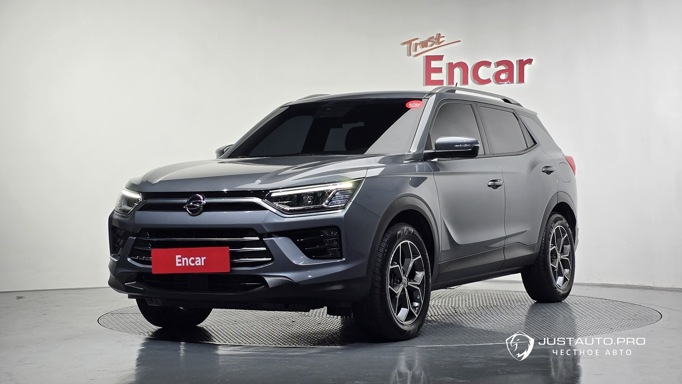 Автомобиль KG_Mobility_Ssangyong KORANDO