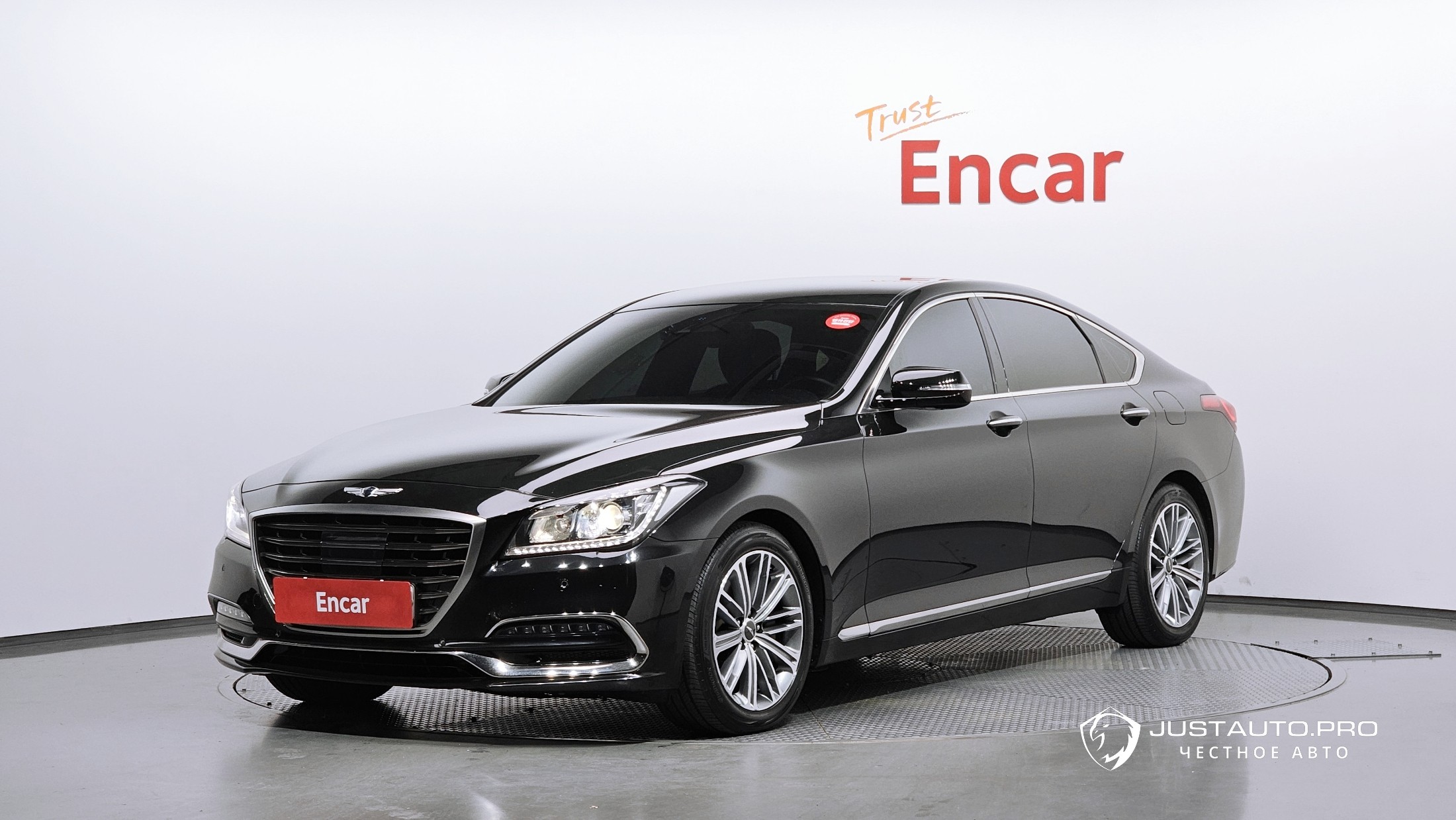 Автомобиль Genesis G80