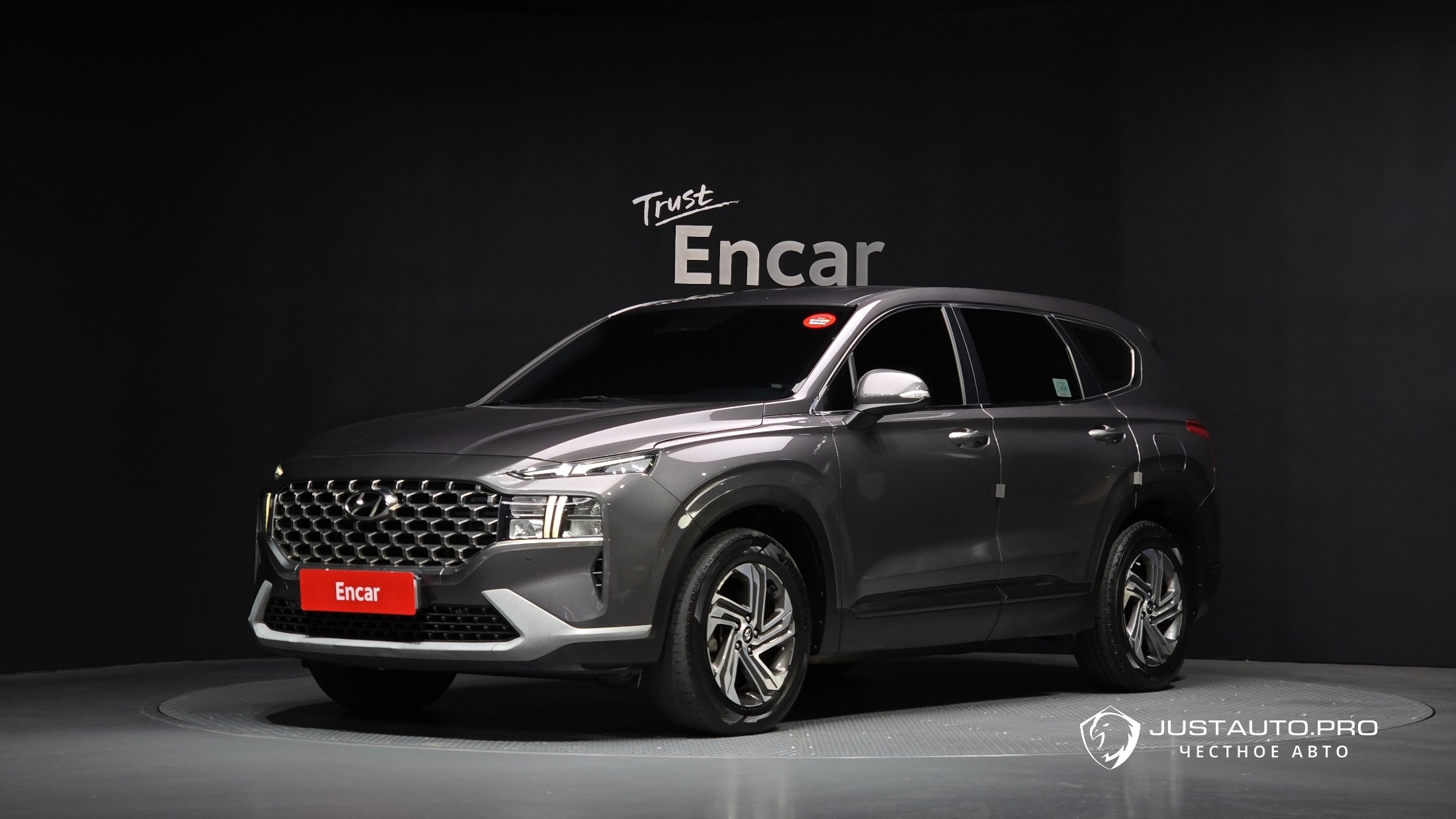 Автомобиль Hyundai Santafe