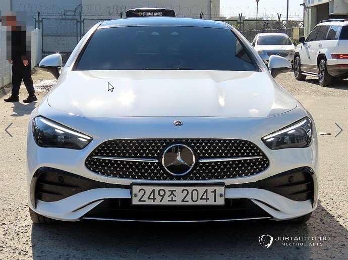 Автомобиль Mercedes-Benz CLE-Class