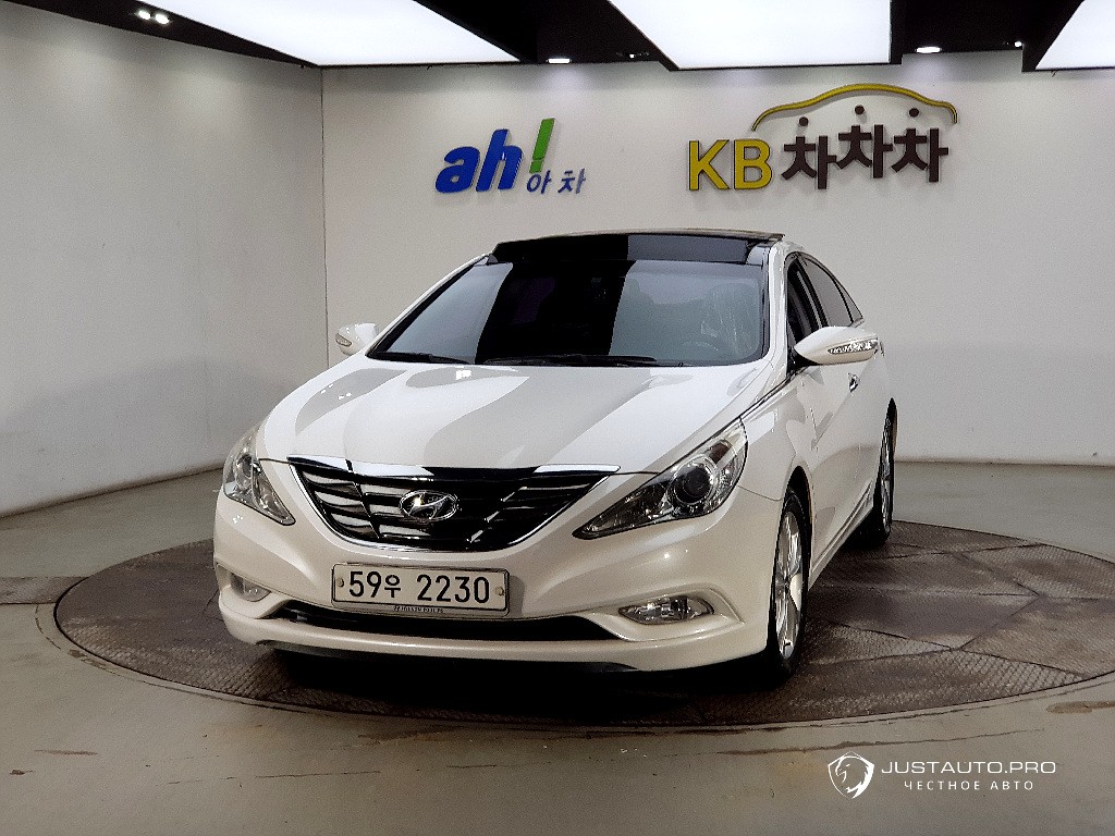 Автомобиль Hyundai Sonata