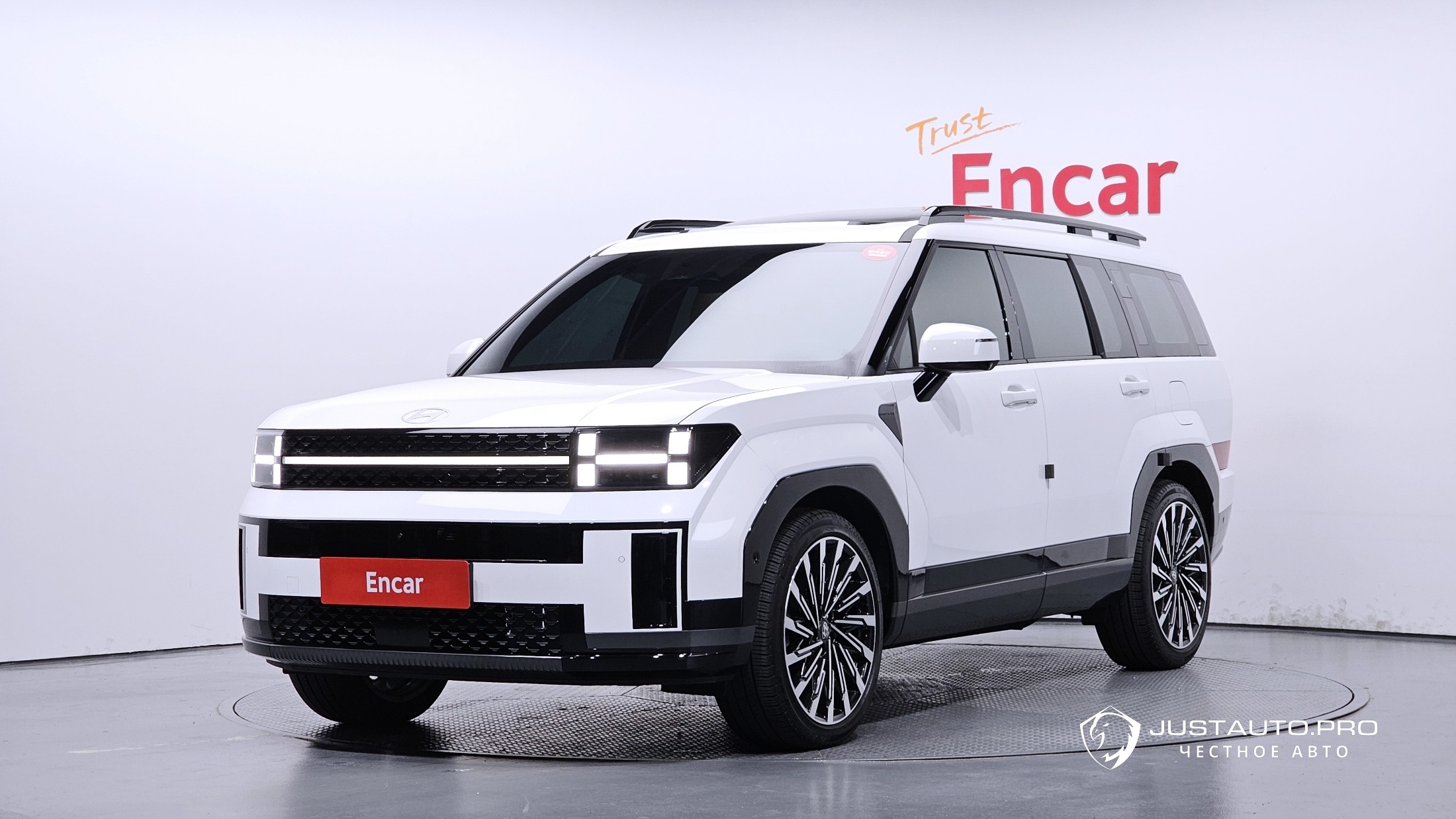 Автомобиль Hyundai Santafe