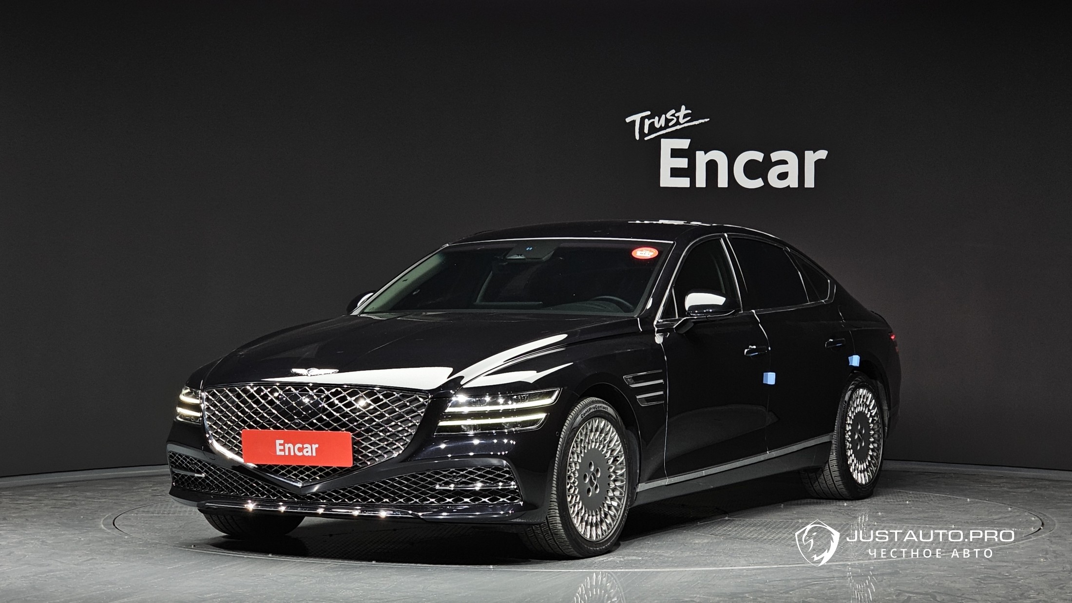 Автомобиль Genesis G80