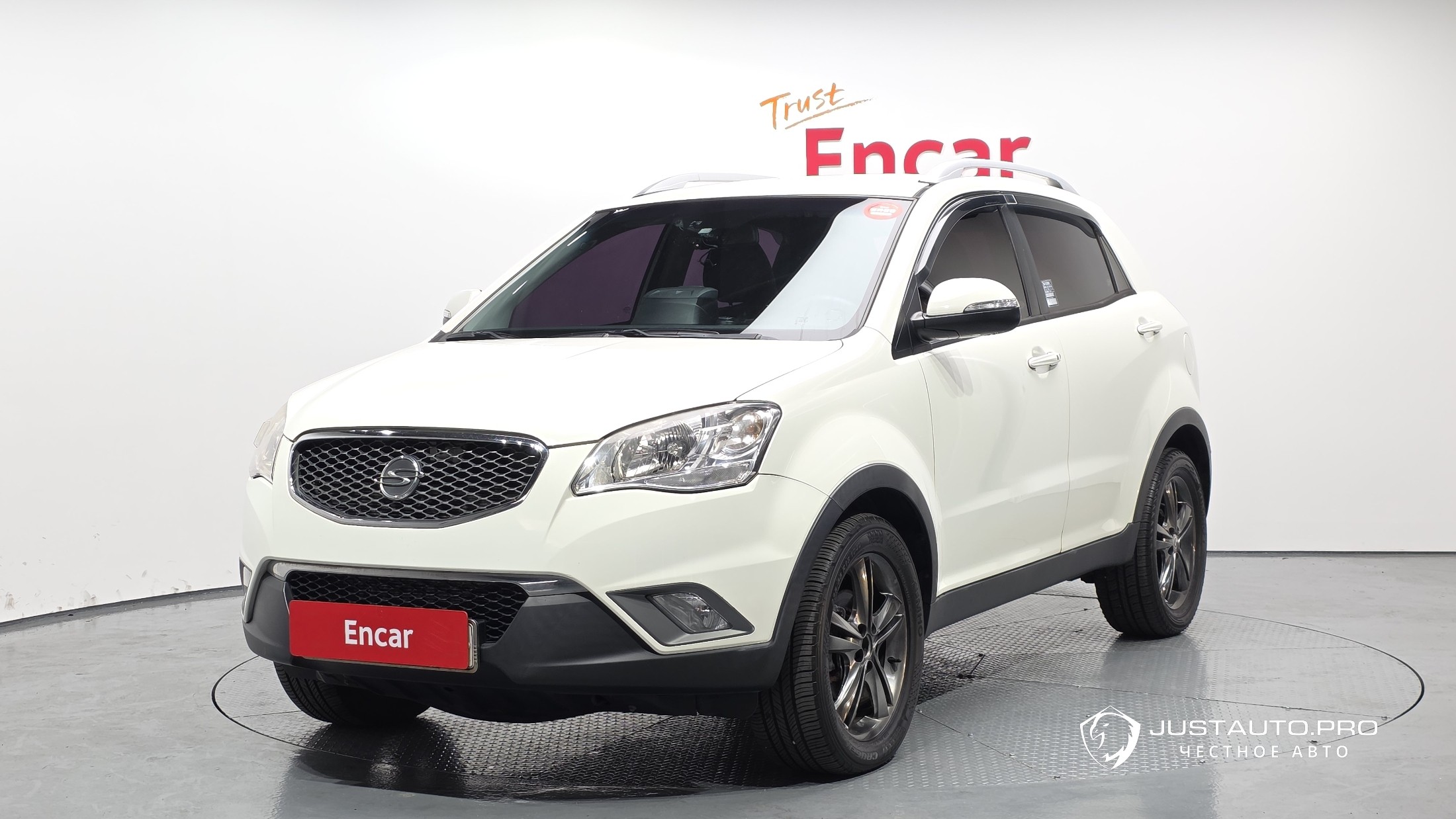 Автомобиль KG_Mobility_Ssangyong KORANDO