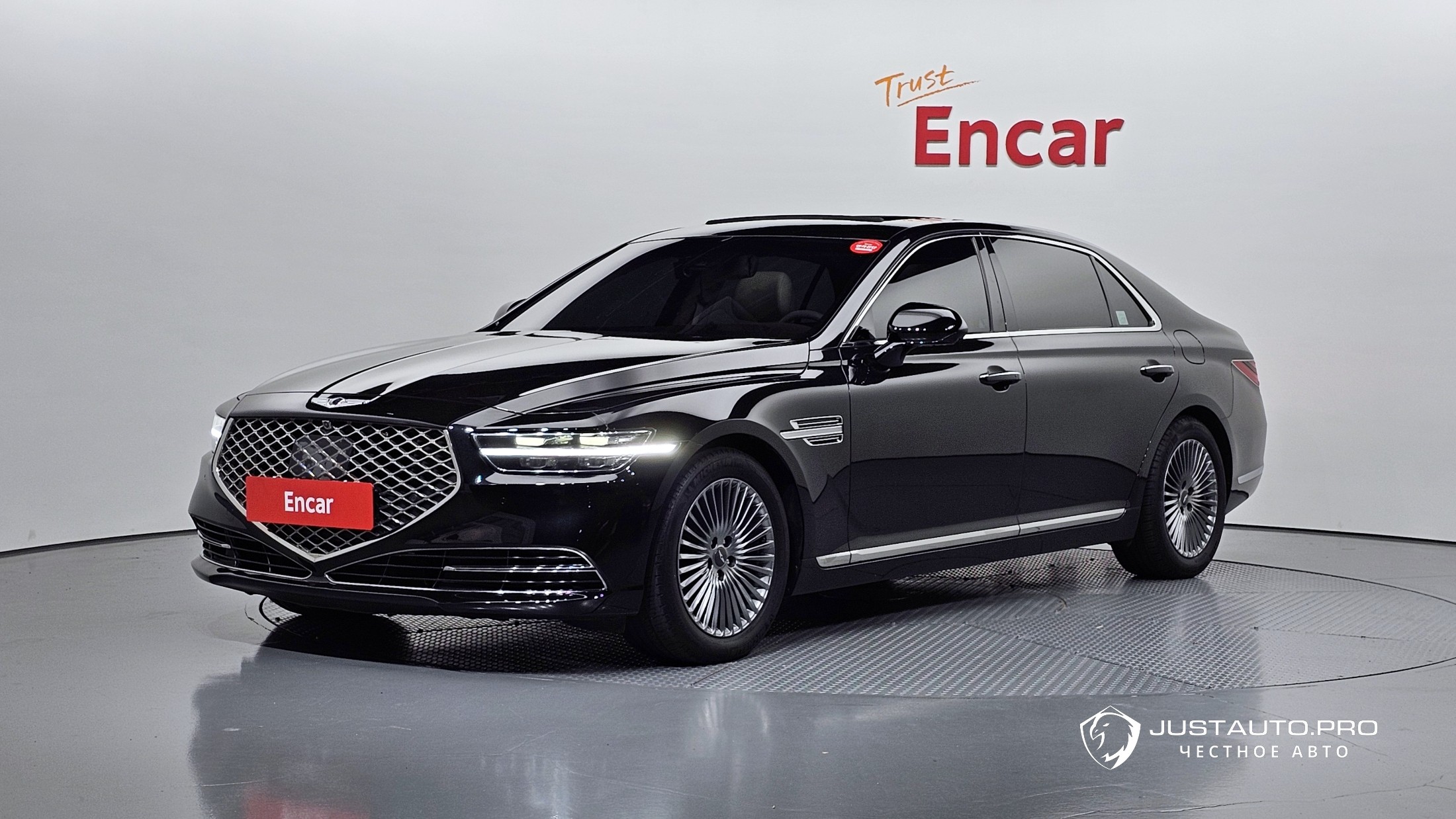 Автомобиль Genesis G90