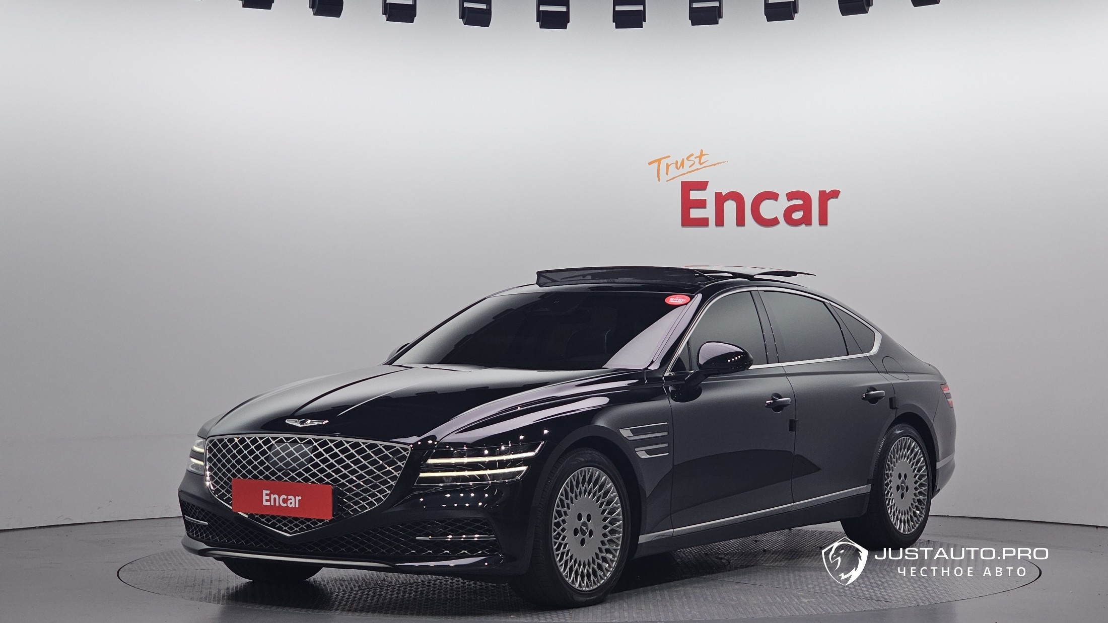 Автомобиль Genesis G80