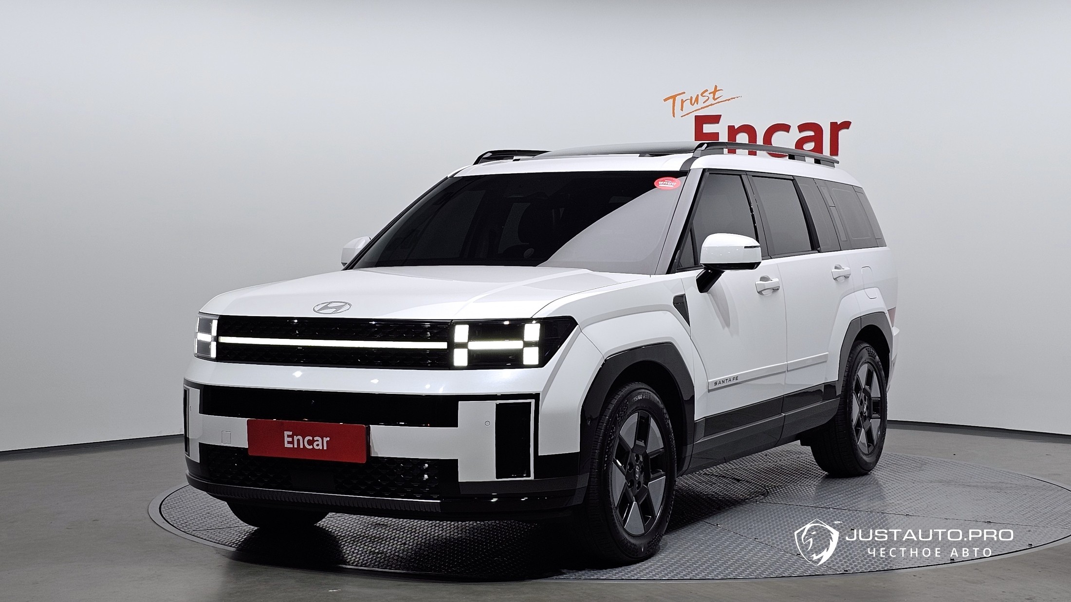 Автомобиль Hyundai Santafe