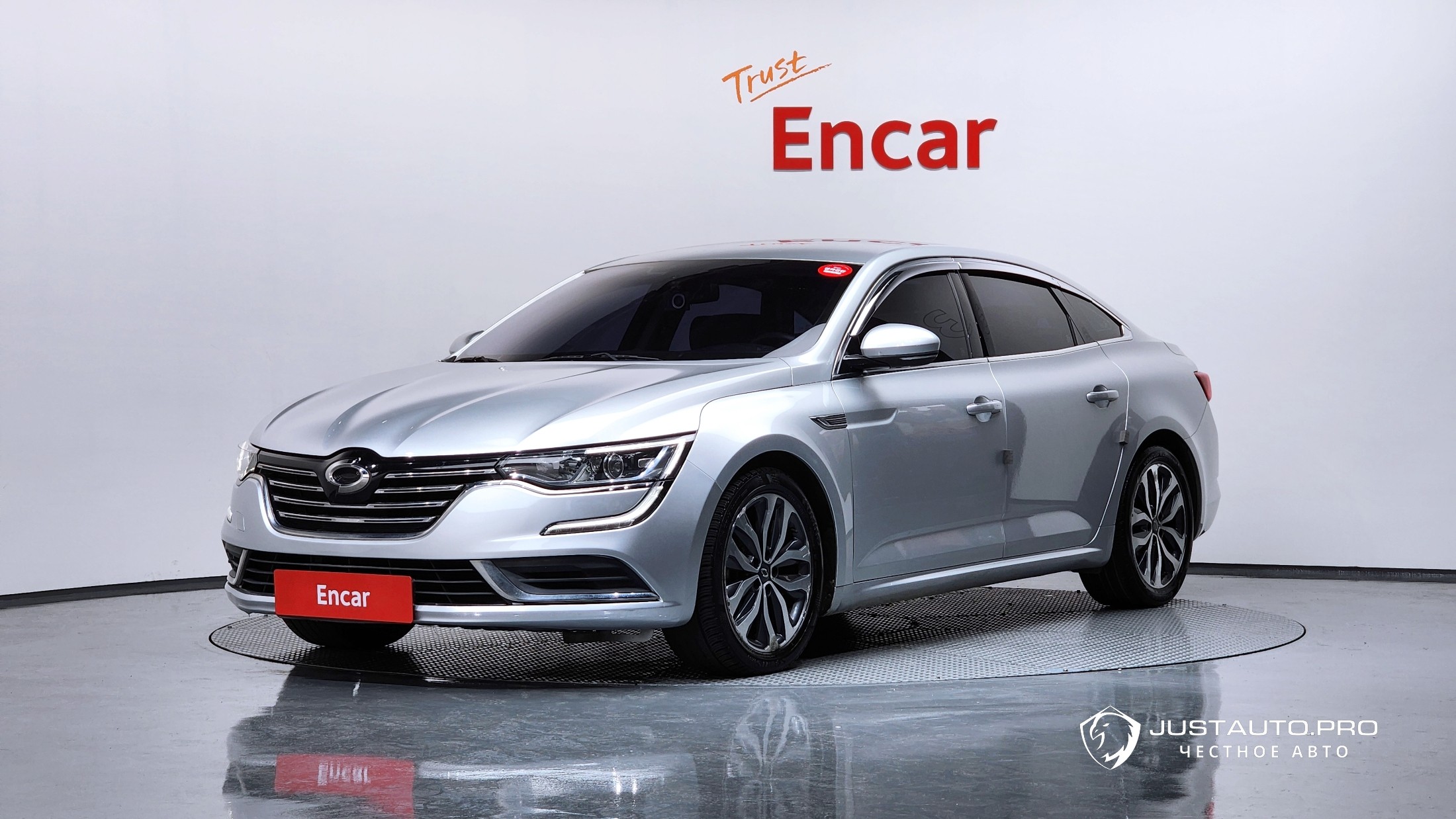 Автомобиль Renault-KoreaSamsung SM6