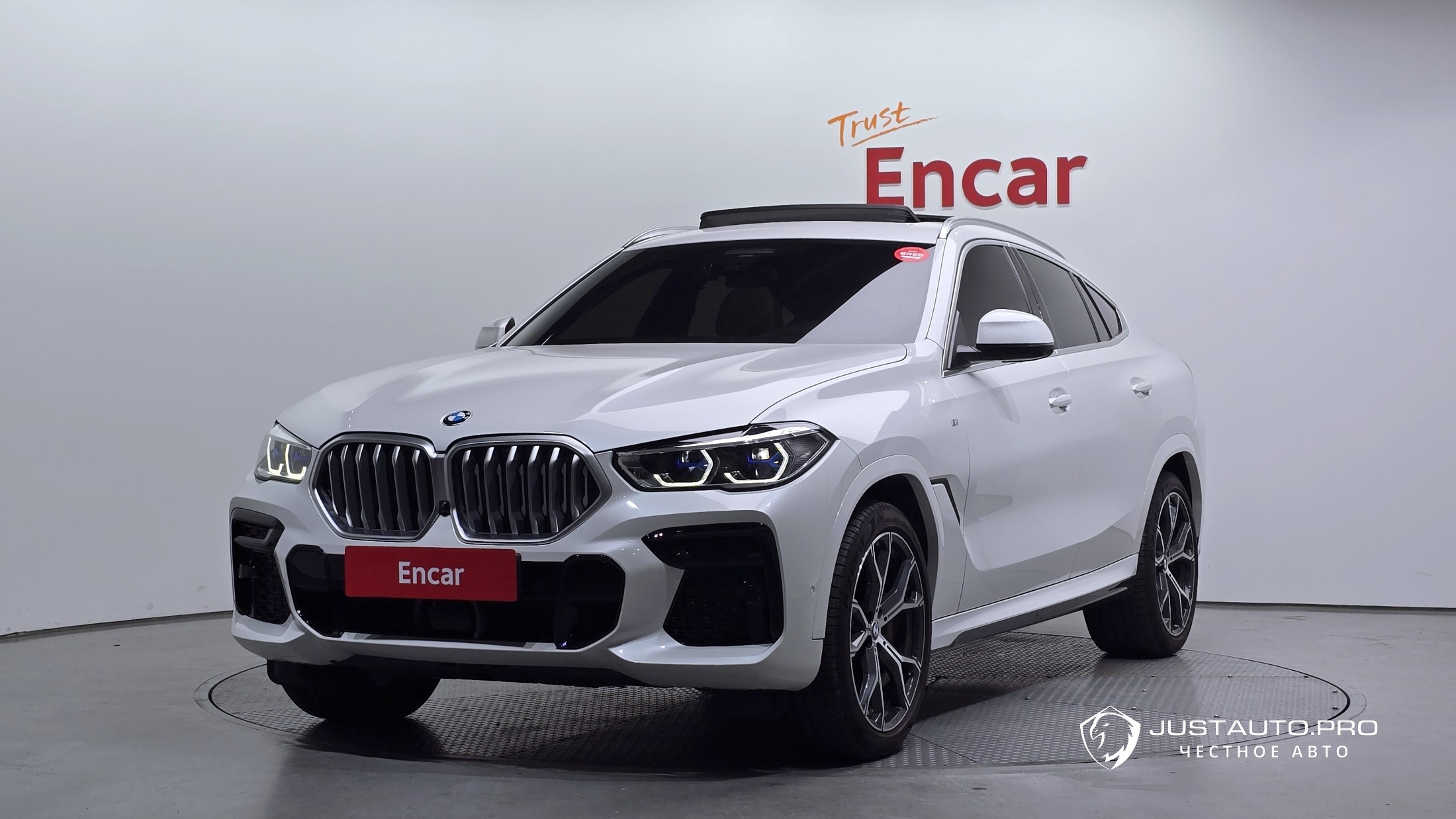 Автомобиль BMW X6