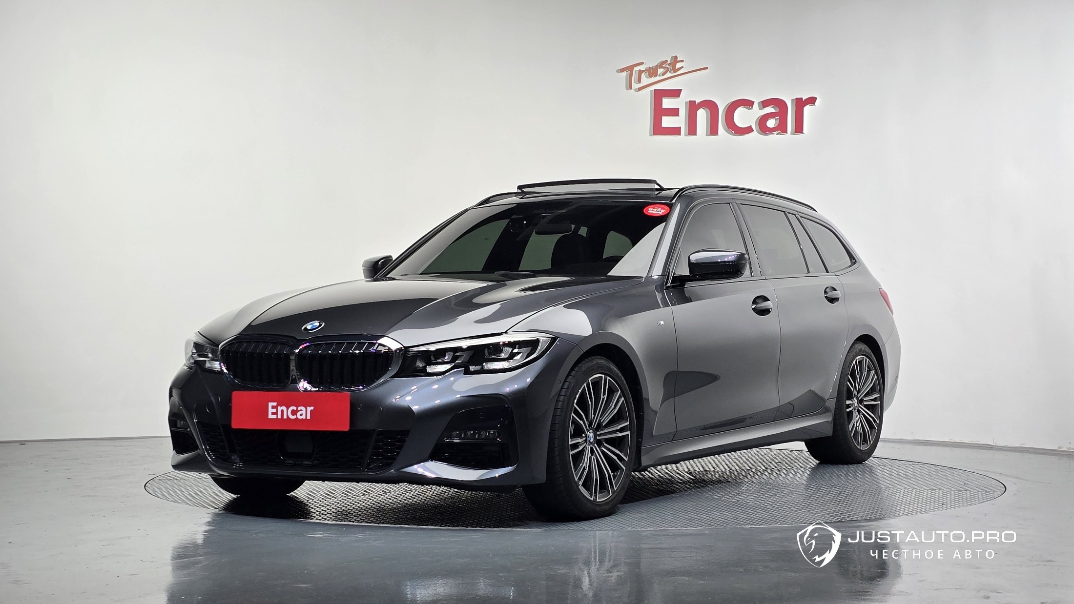 Автомобиль BMW 3-Series