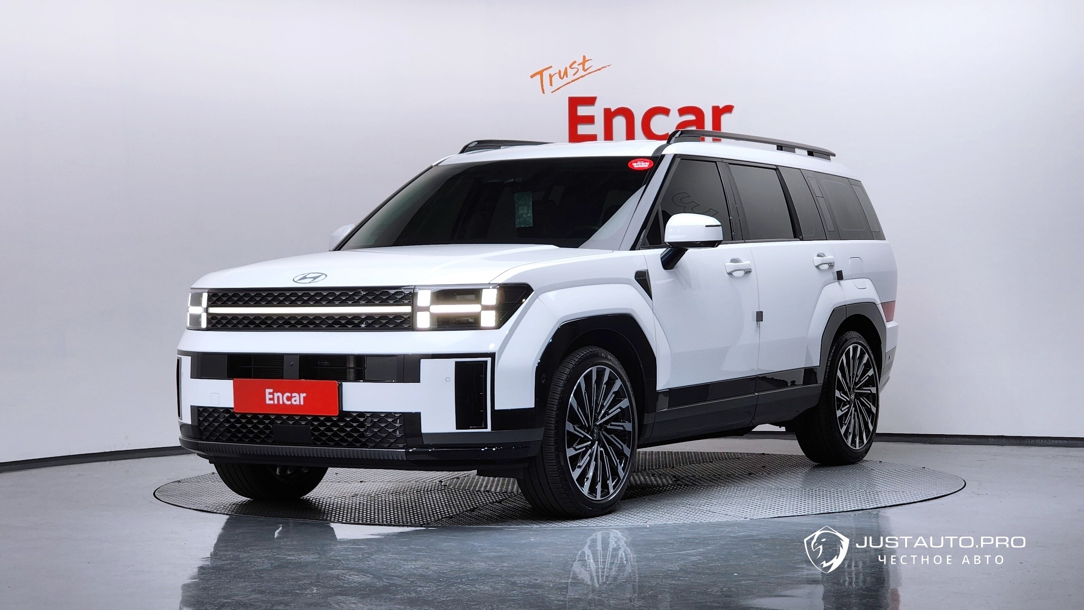 Автомобиль Hyundai Santafe