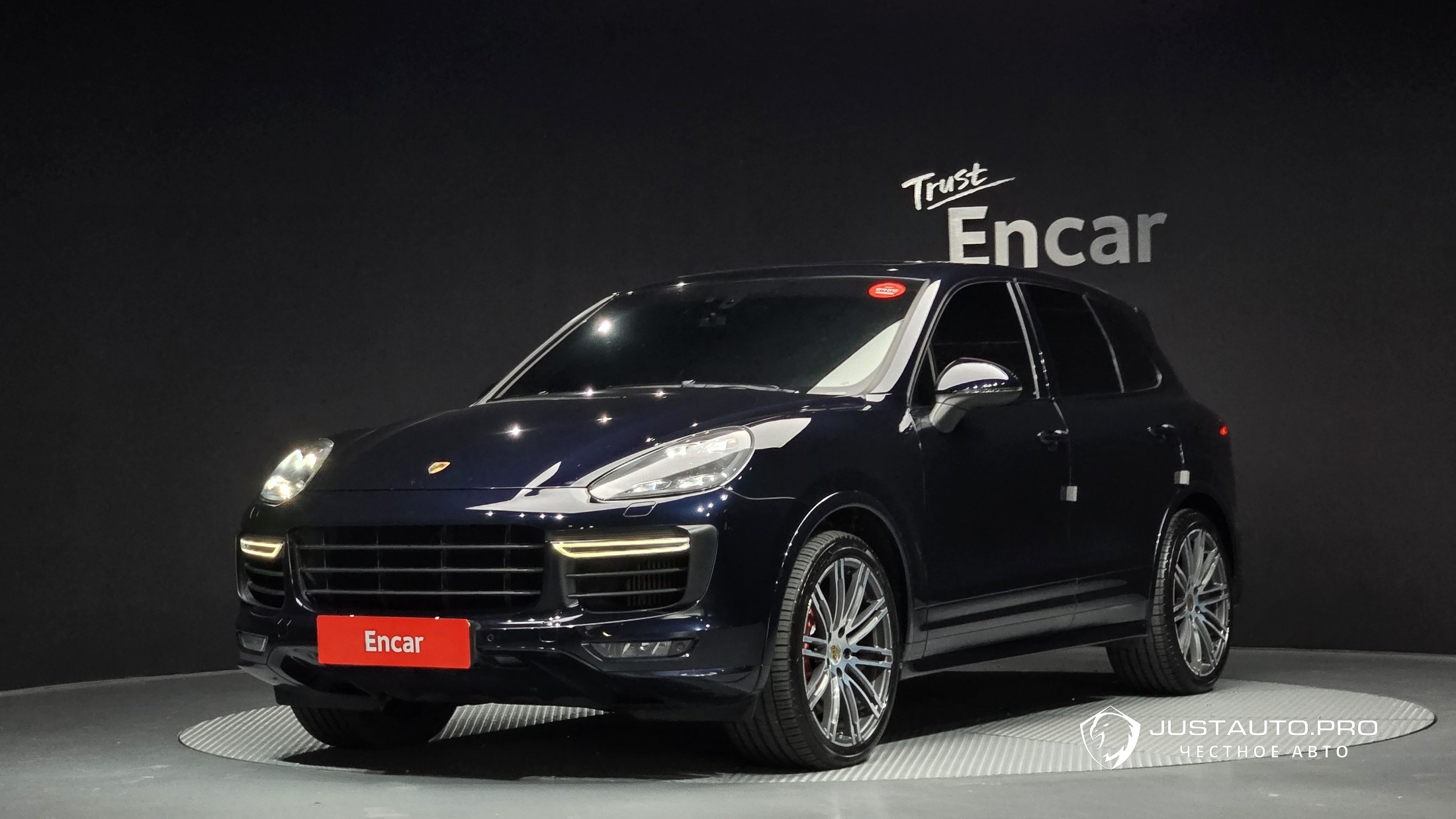 Автомобиль Porsche Cayenne