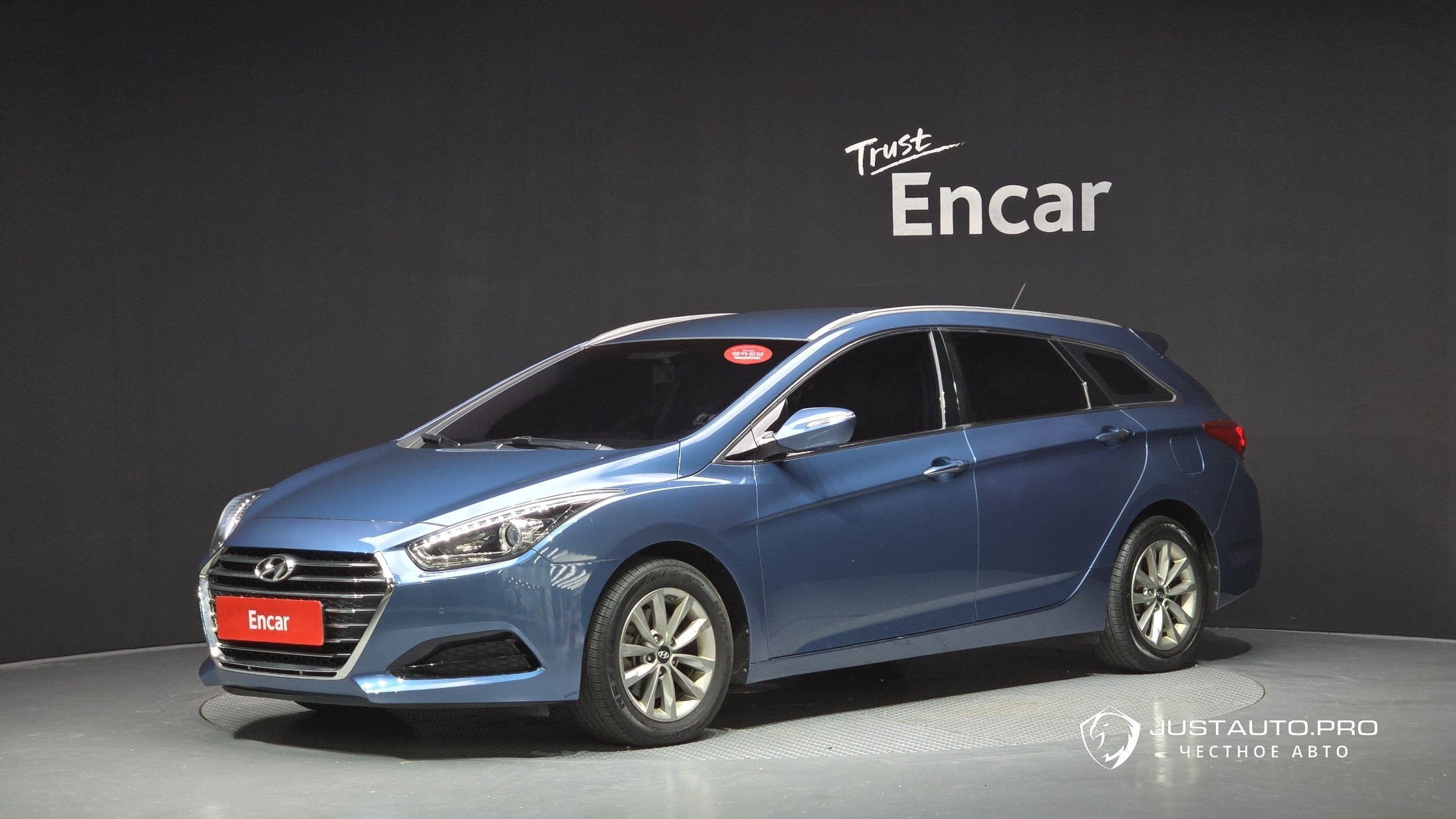 Автомобиль Hyundai i40