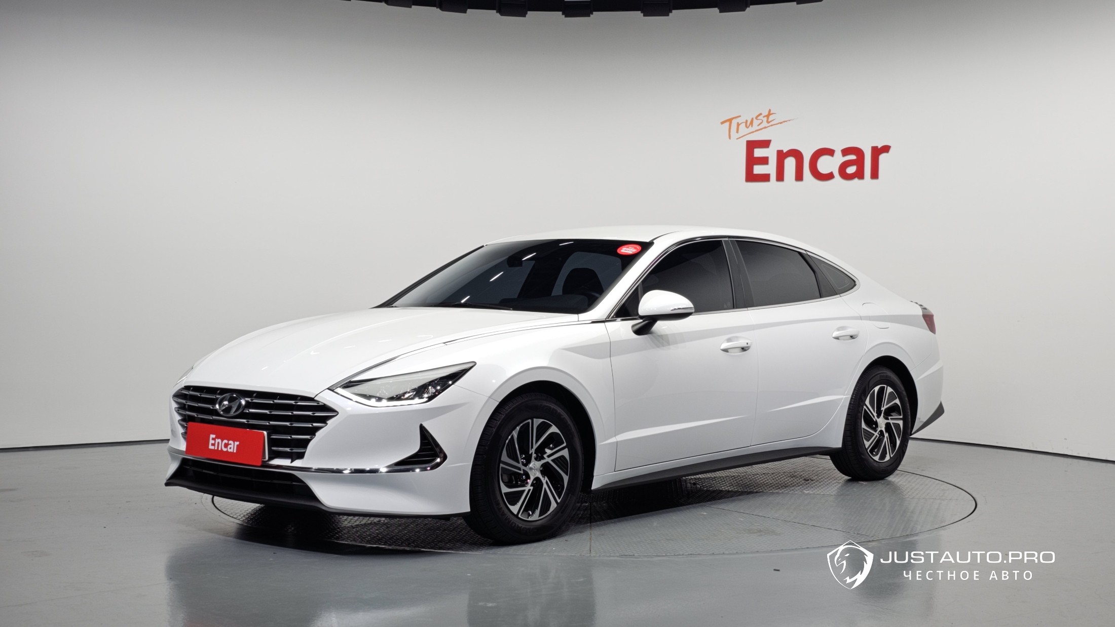 Автомобиль Hyundai Sonata