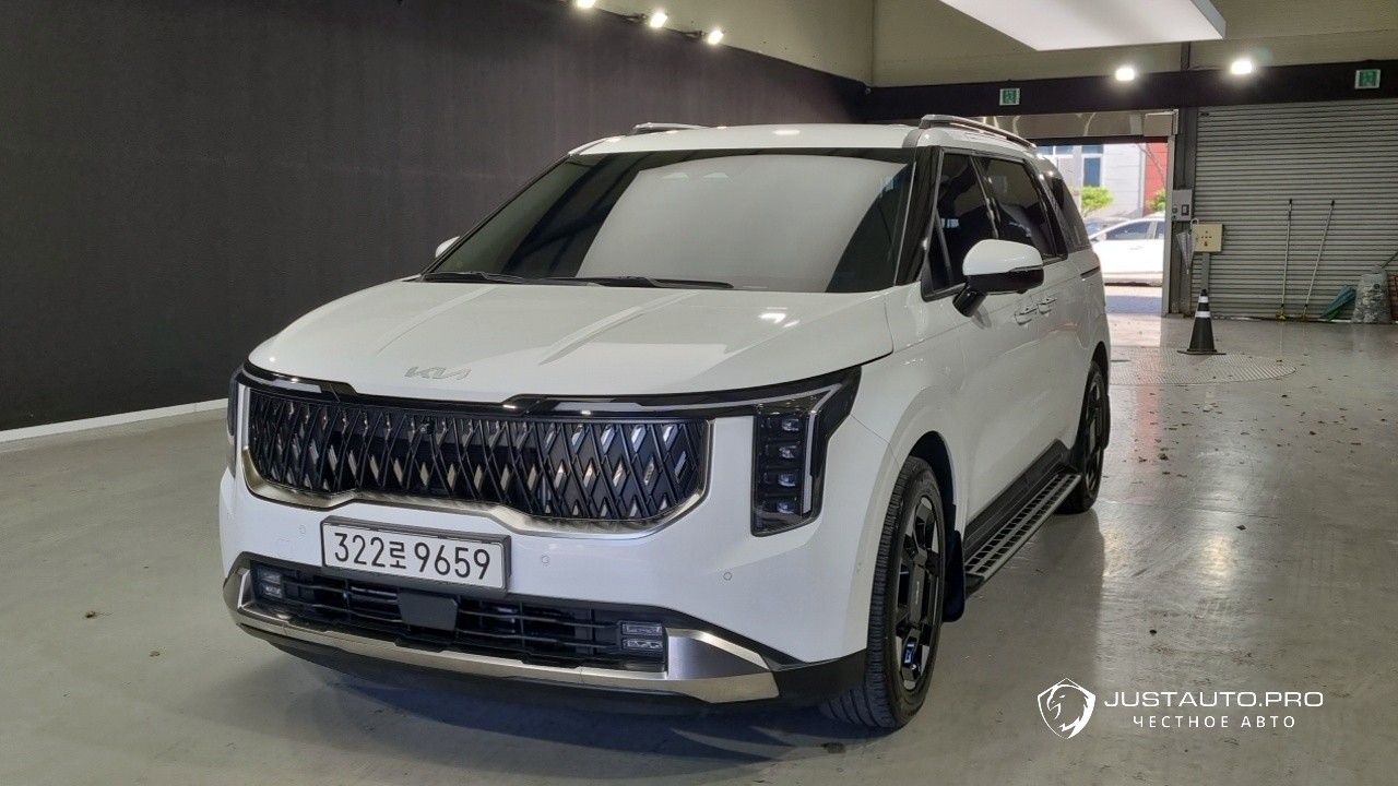 Автомобиль Kia Canival