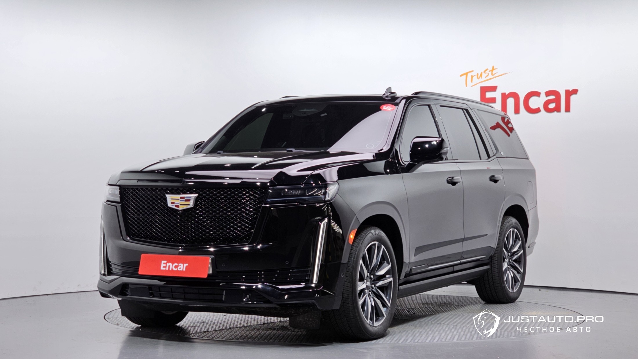 Автомобиль Cadillac Escalade