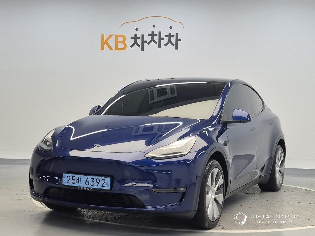 Автомобиль Tesla Model Y