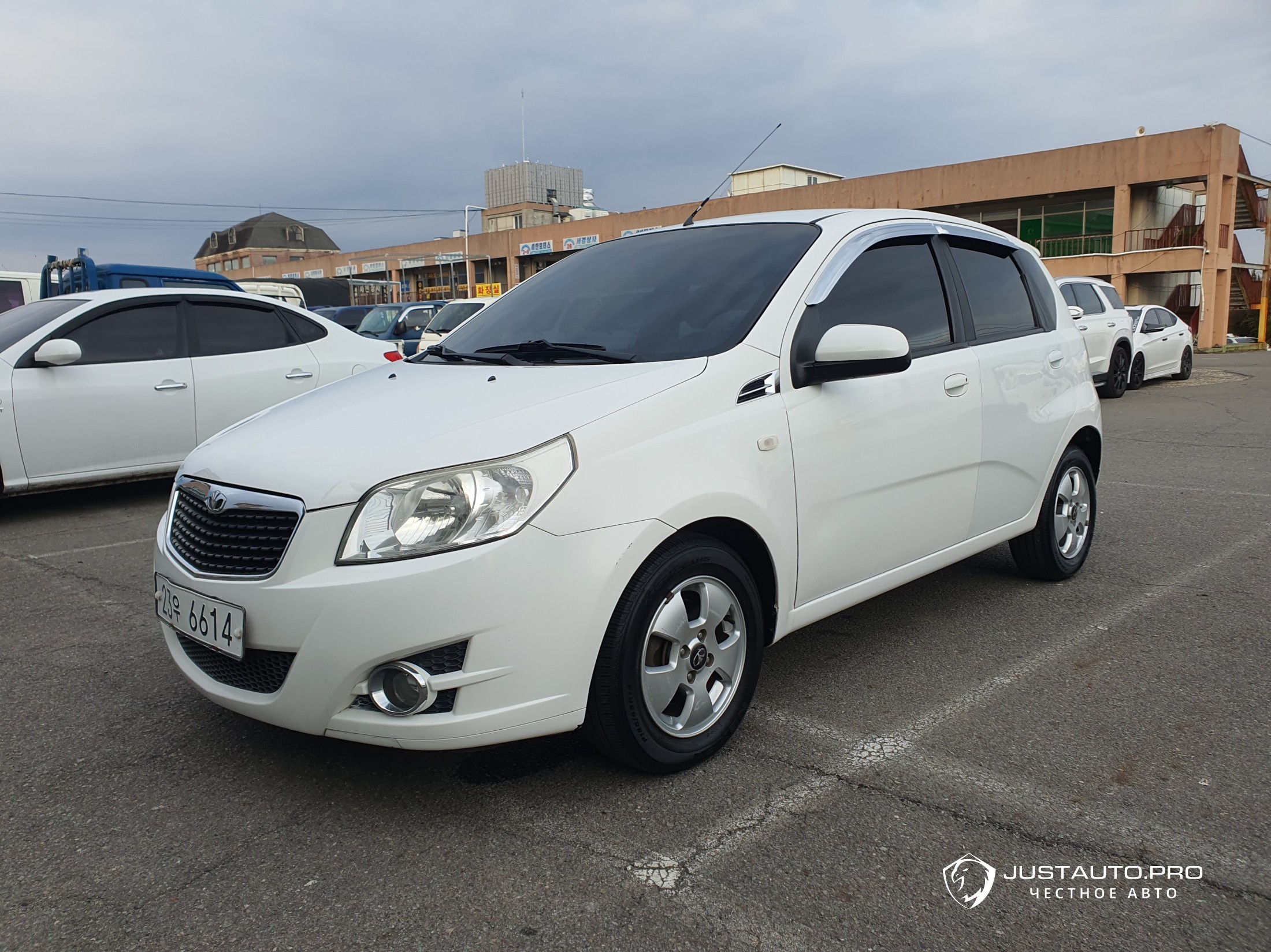 Автомобиль ChevroletGMDaewoo Gentra