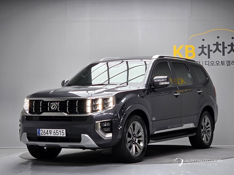 Автомобиль Kia Mohave