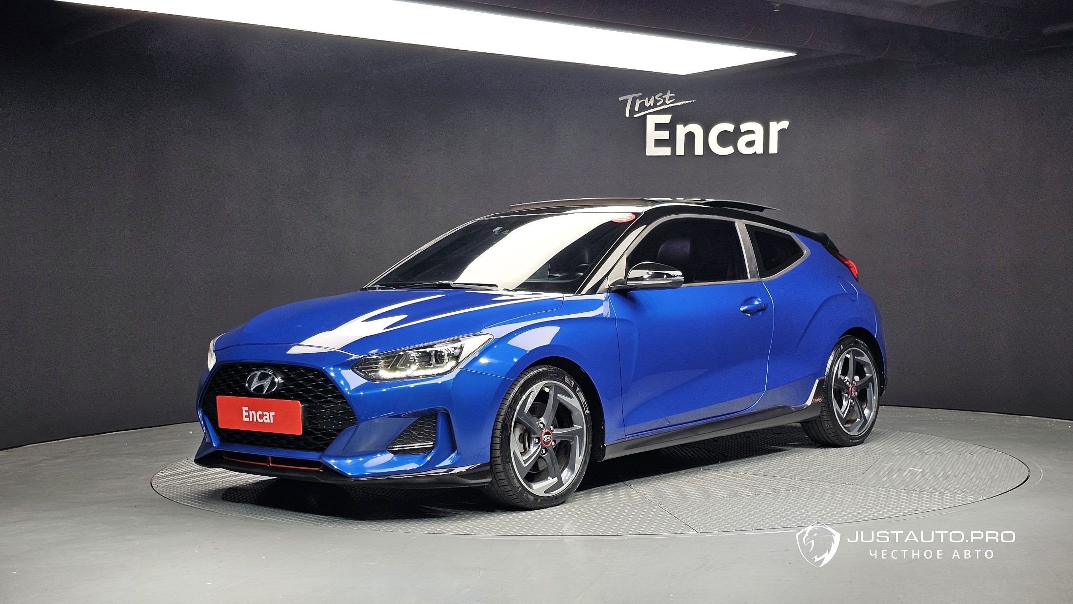 Автомобиль Hyundai Veloster