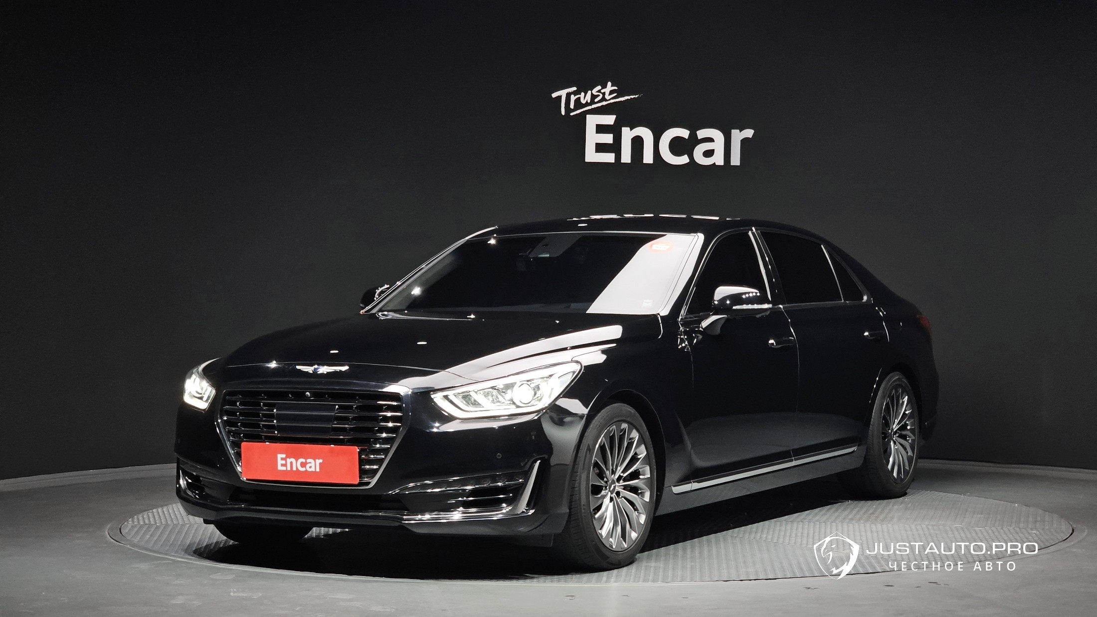 Автомобиль Genesis EQ900