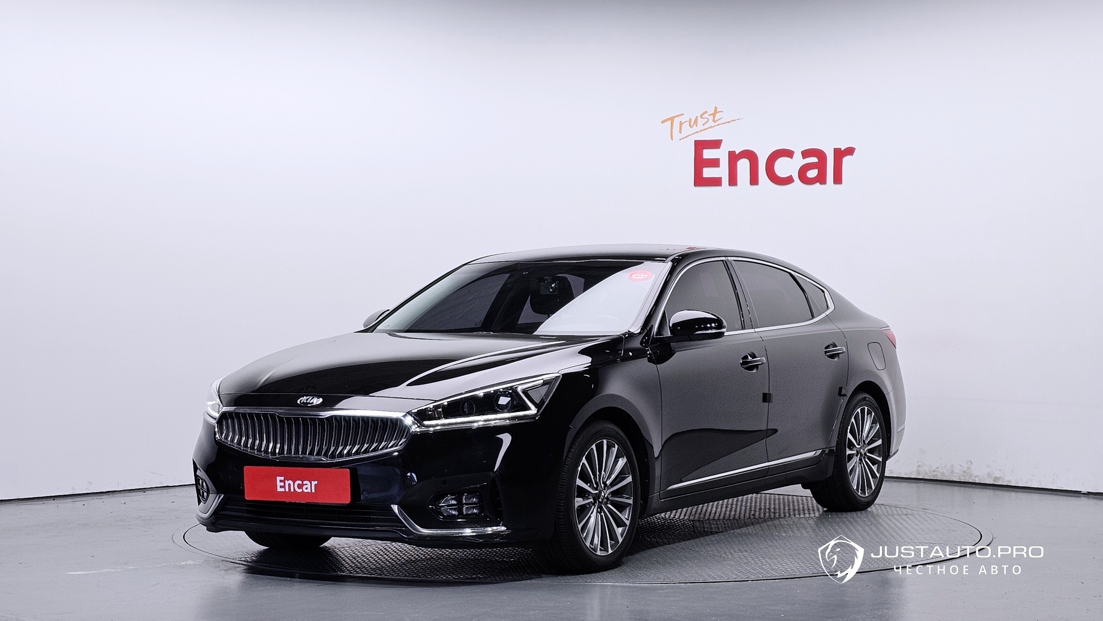 Автомобиль Kia K7