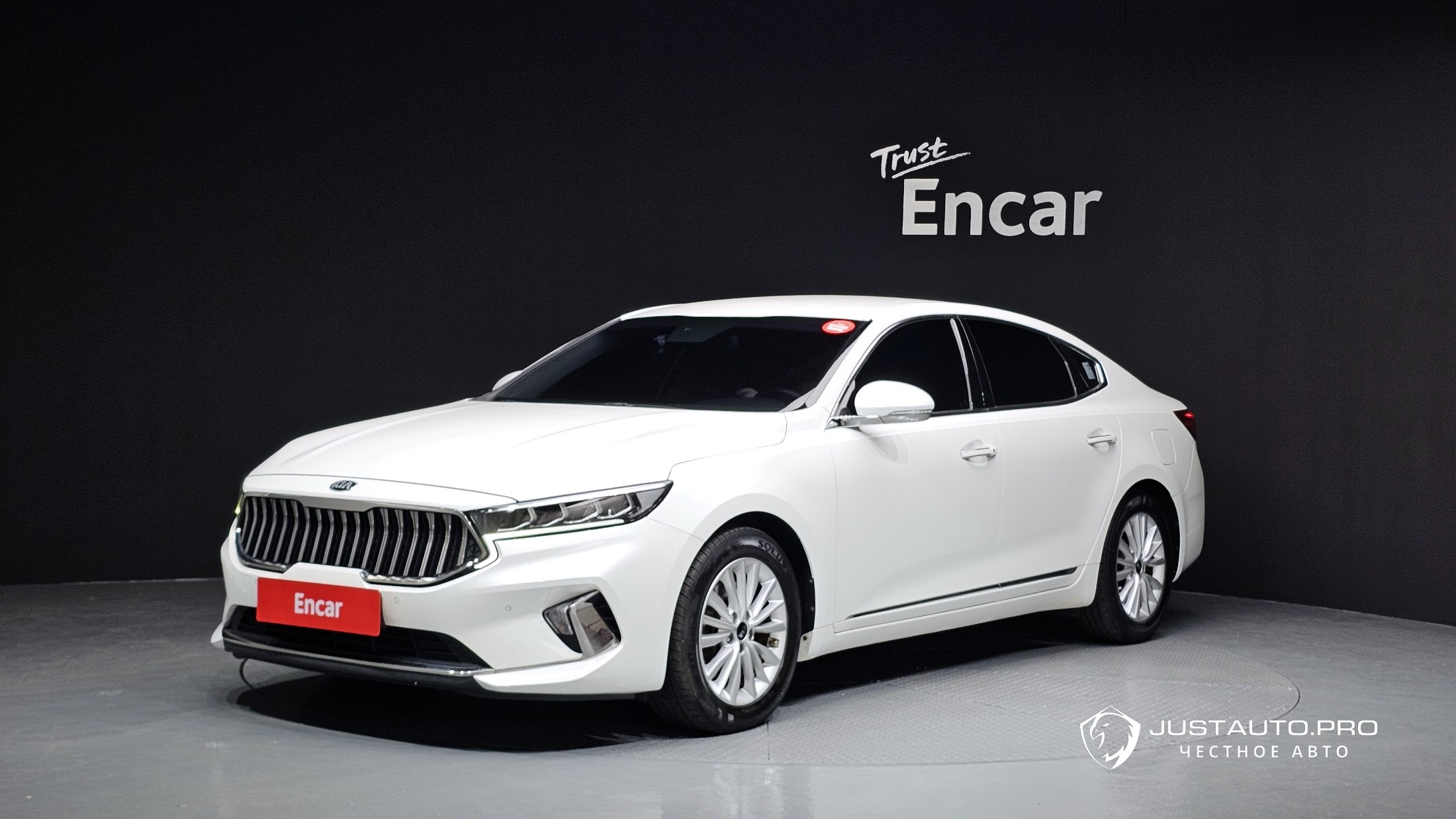 Автомобиль Kia K7