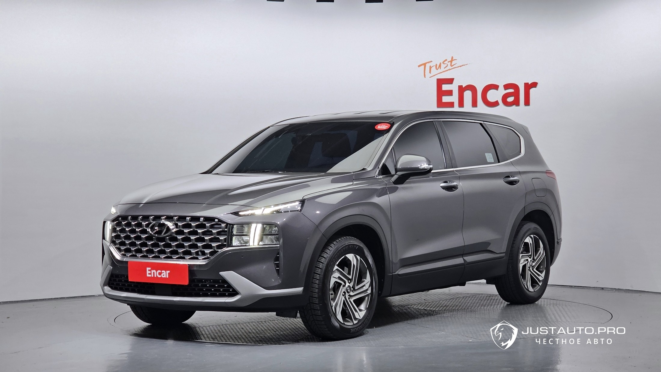 Автомобиль Hyundai Santafe