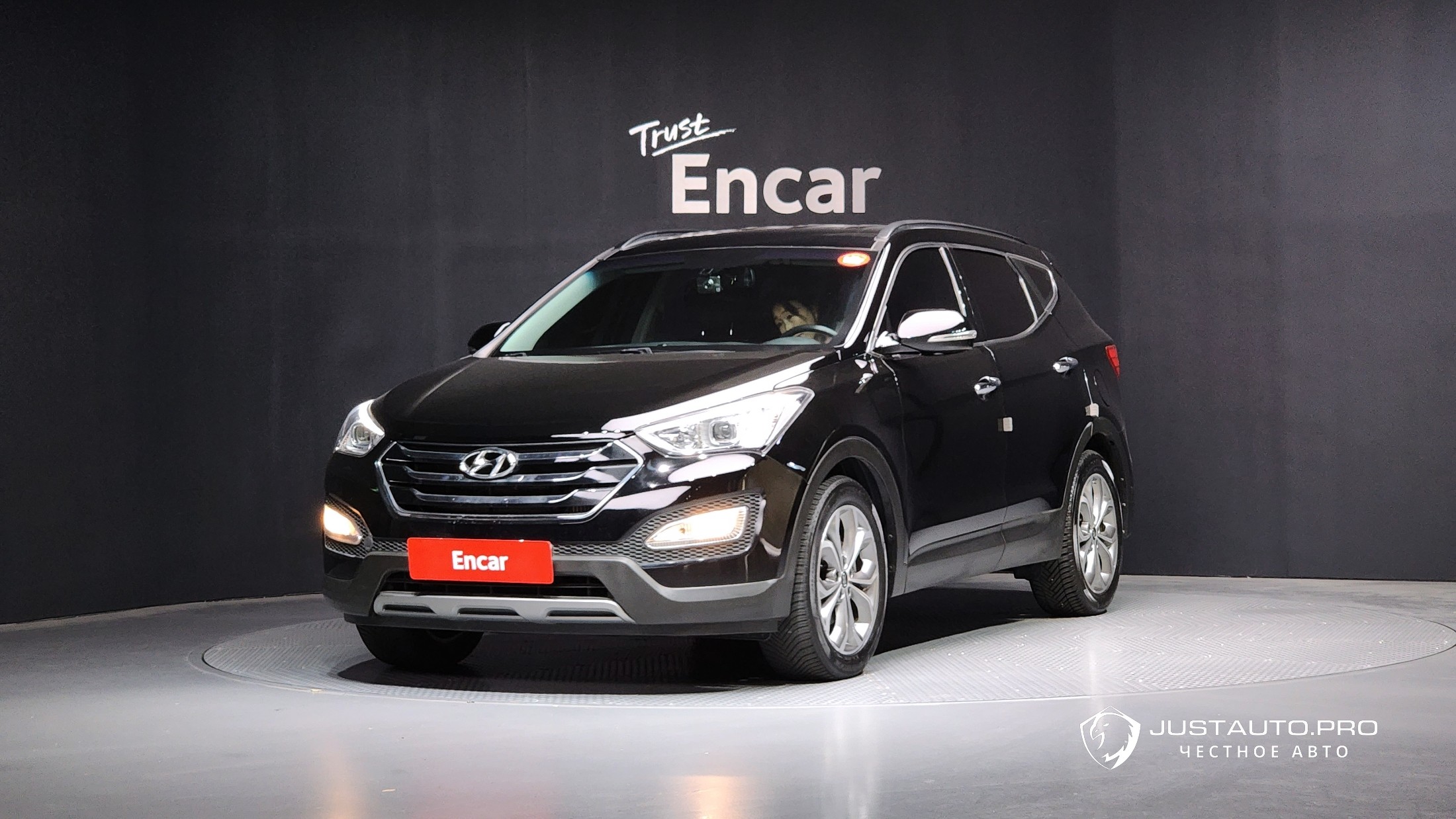 Автомобиль Hyundai Santafe