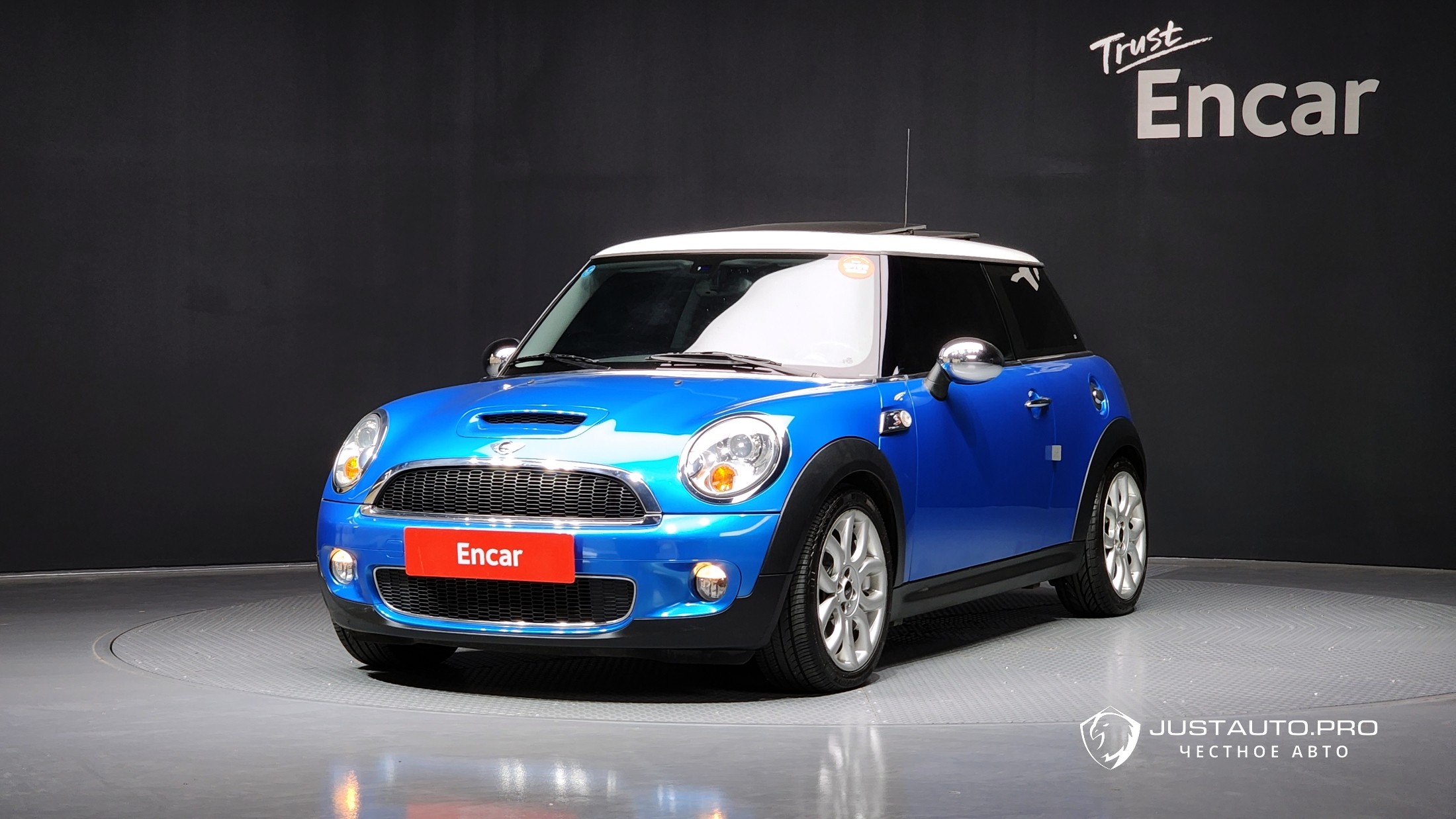 Автомобиль Mini Cooper