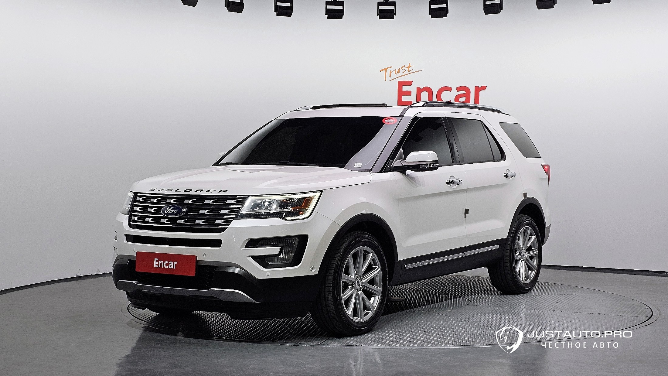 Автомобиль Ford Explorer