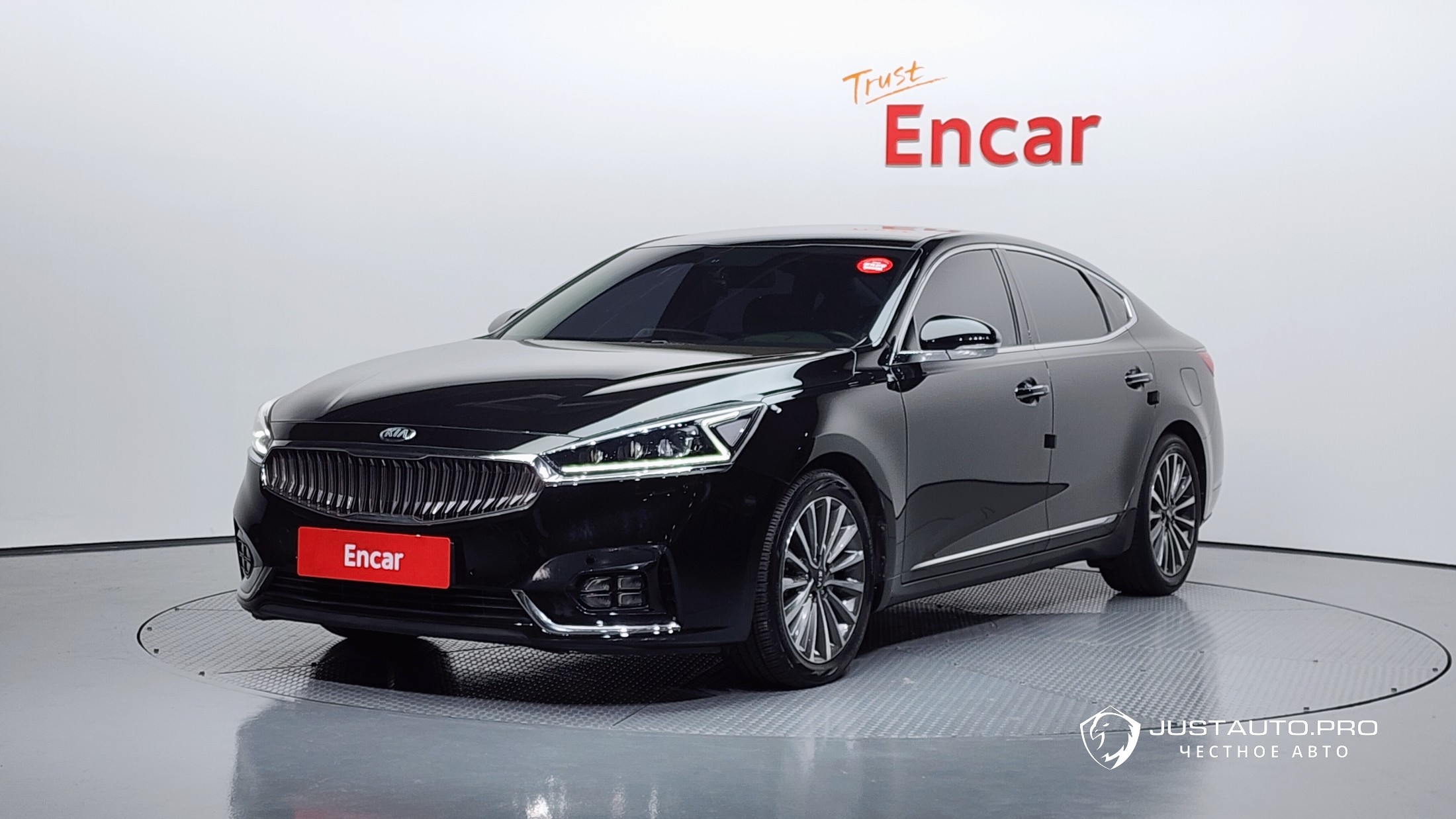 Автомобиль Kia K7