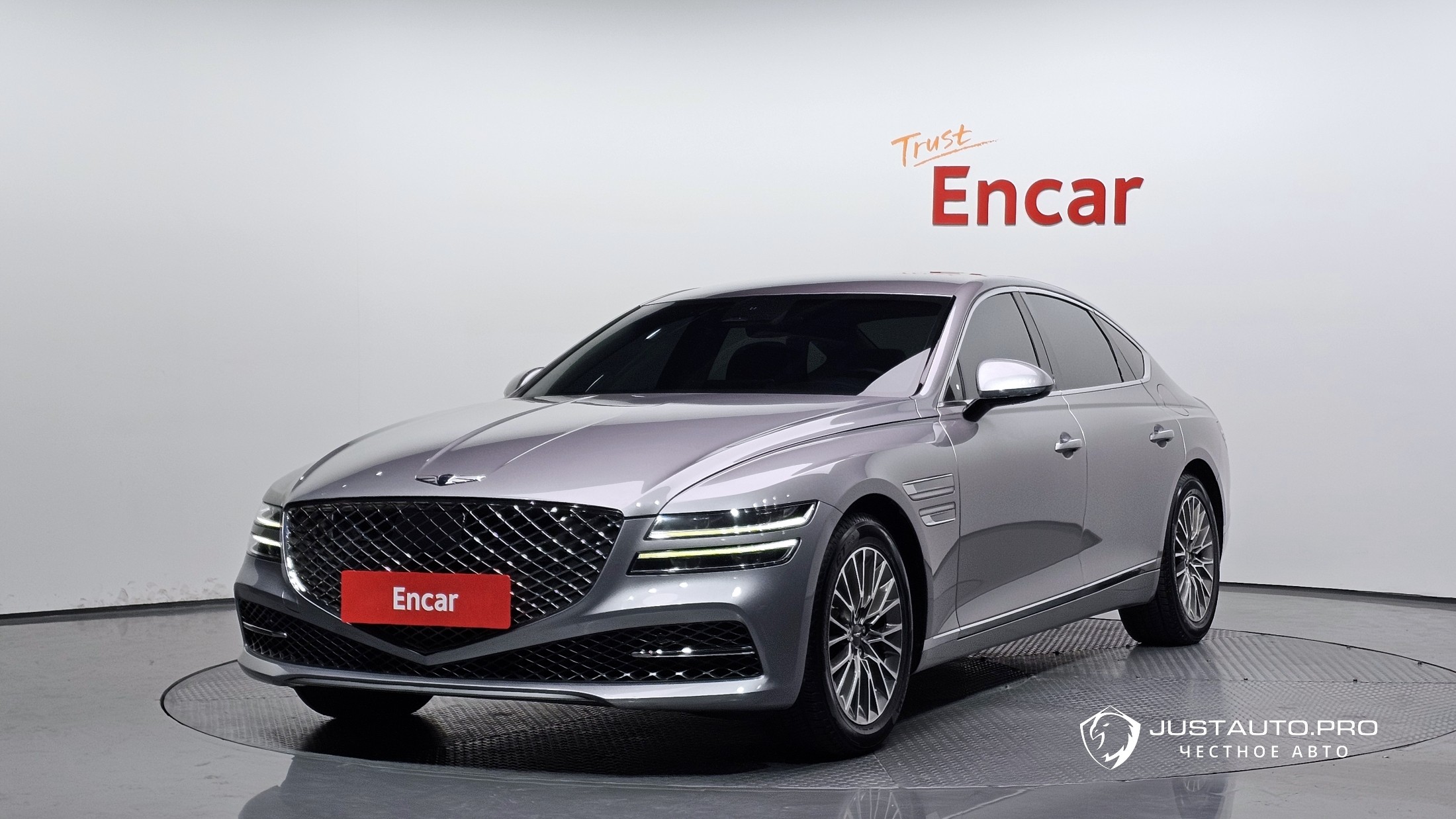 Автомобиль Genesis G80