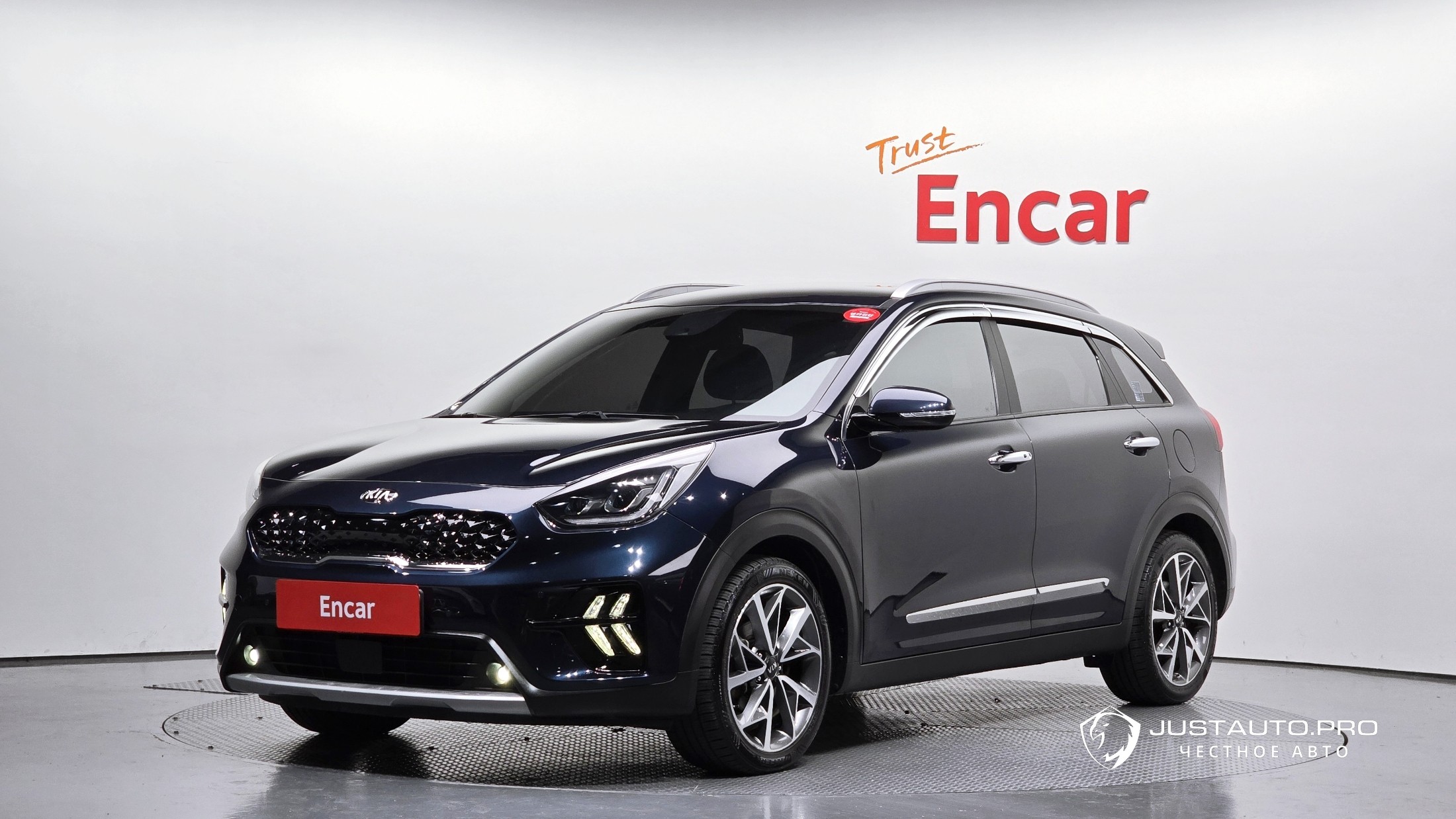 Автомобиль Kia Niro