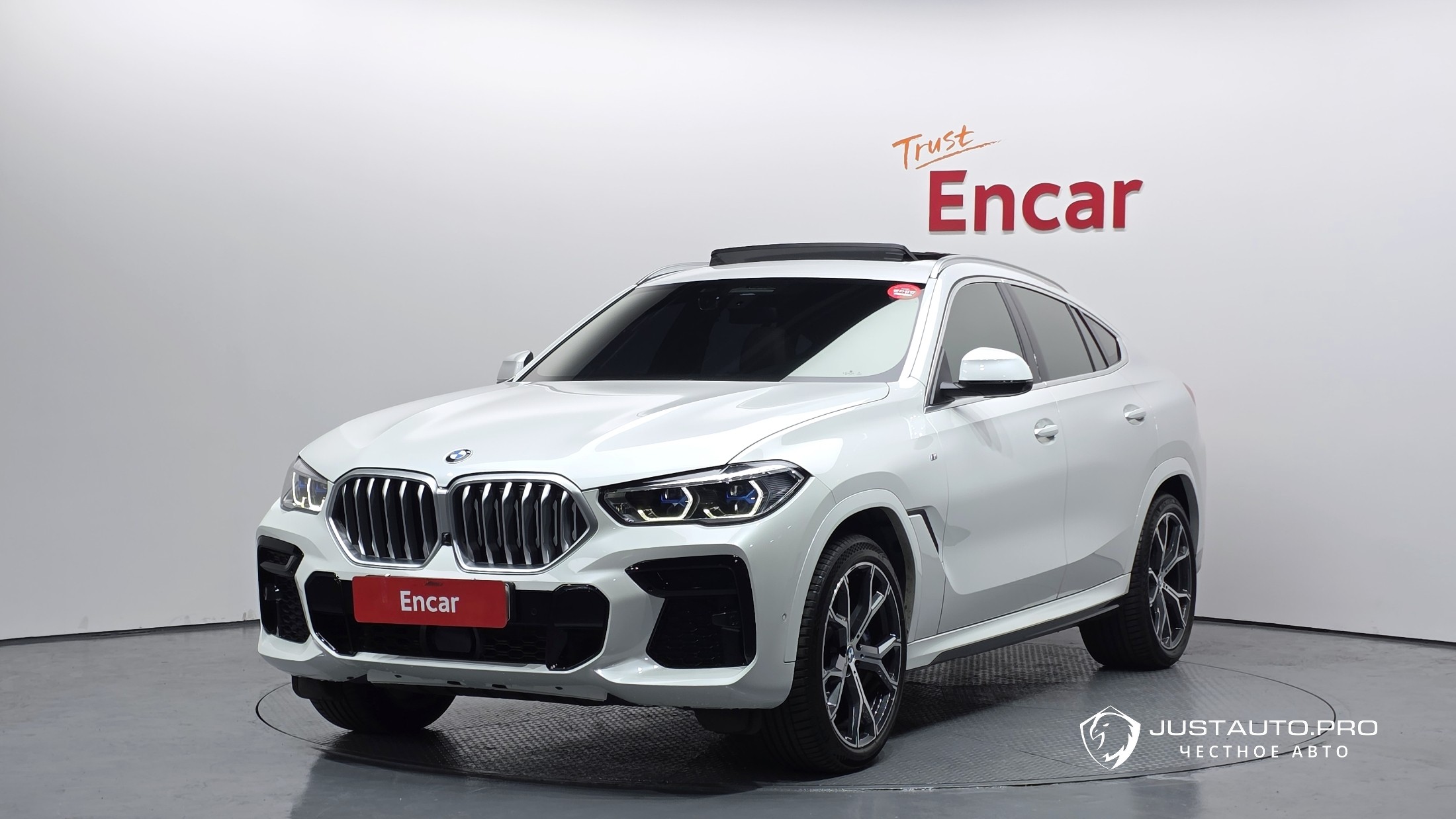 Автомобиль BMW X6