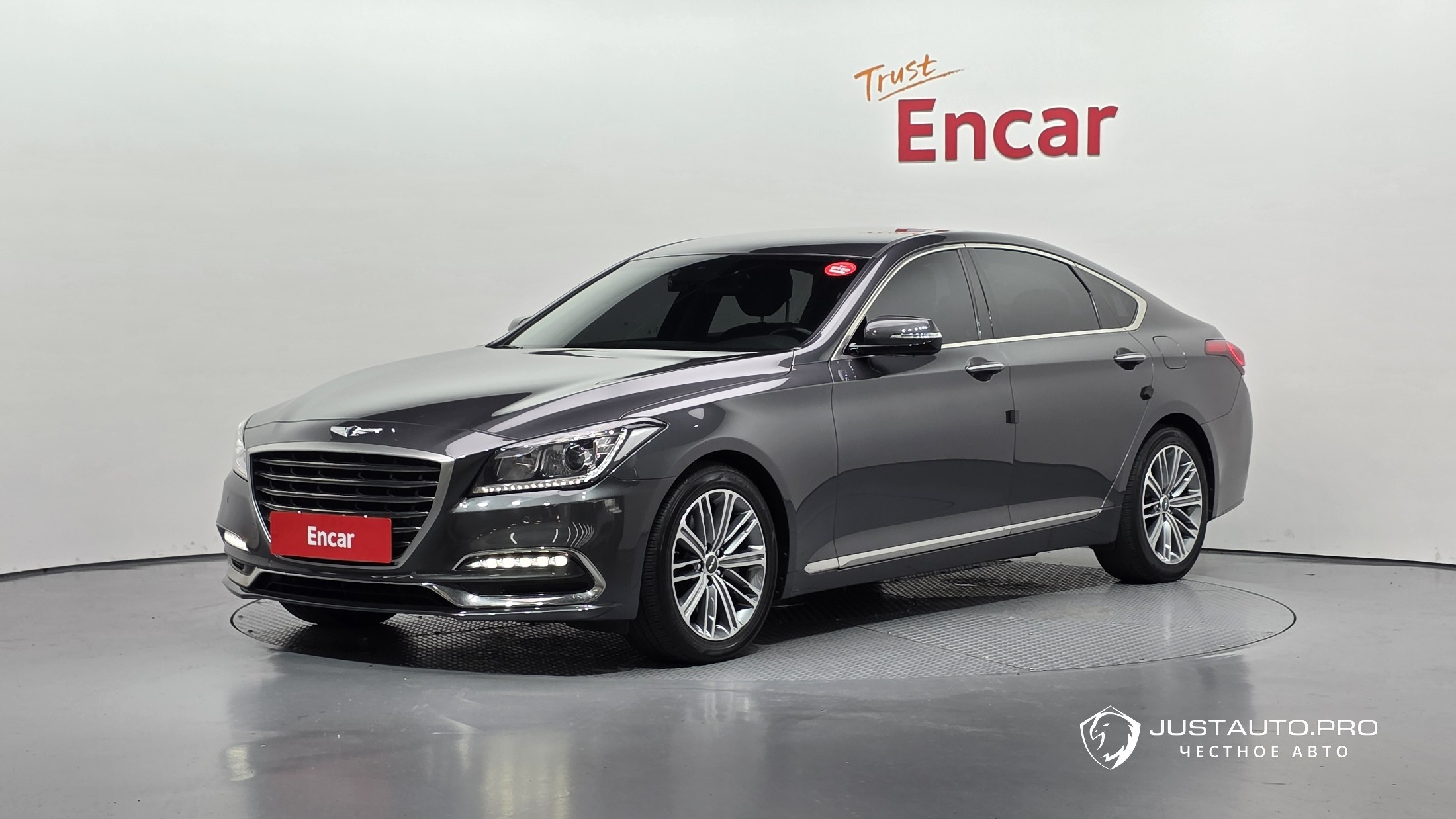 Автомобиль Genesis G80