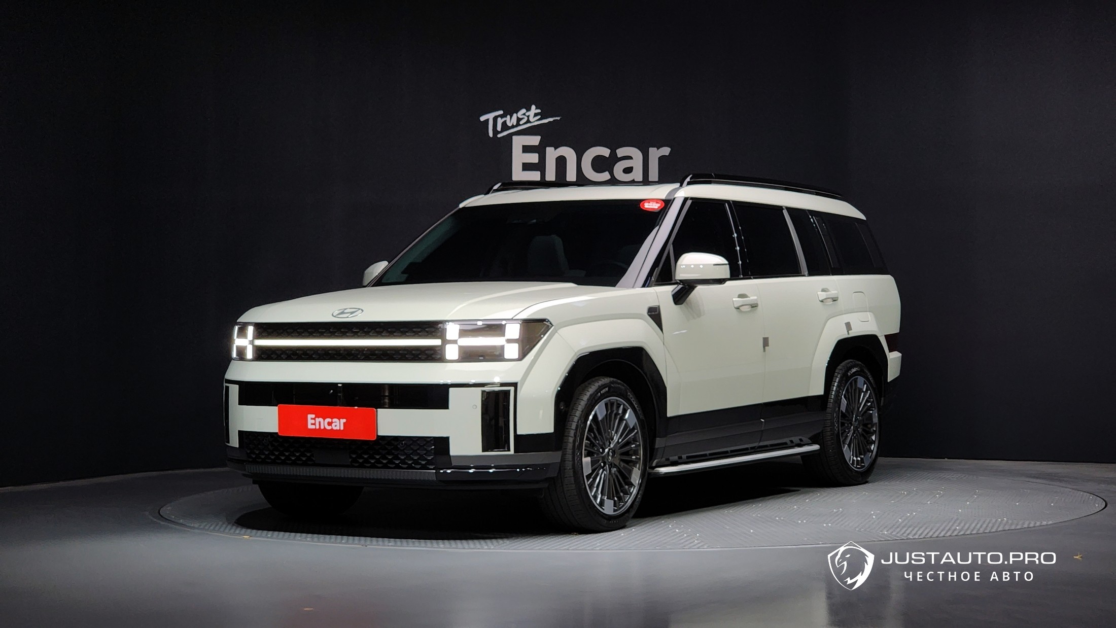 Автомобиль Hyundai Santafe