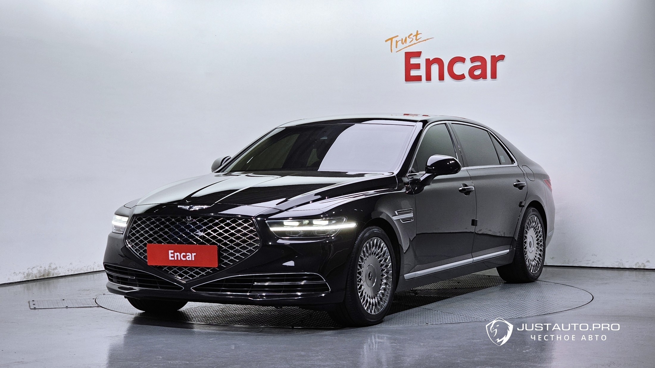 Автомобиль Genesis G90